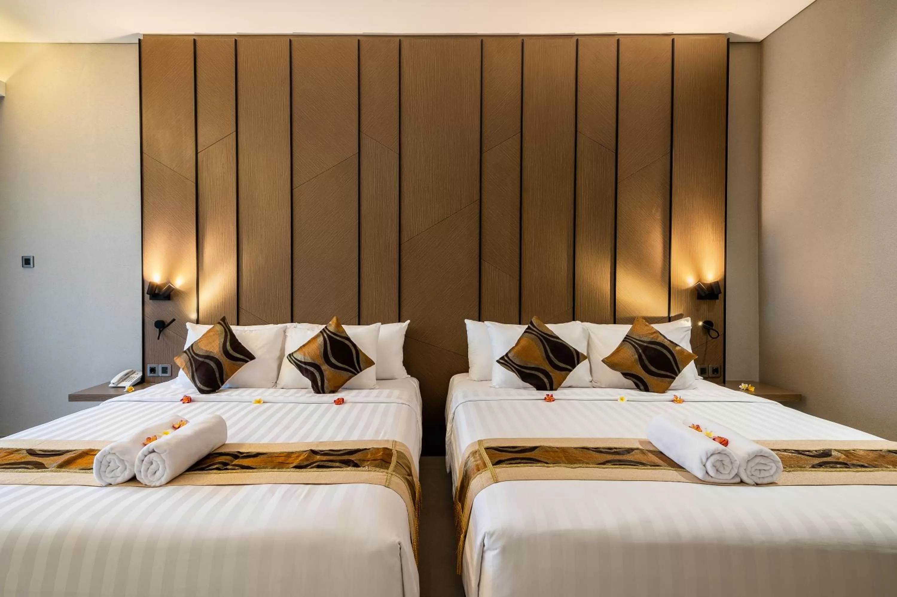 Bed in Padmasari Resort Lovina