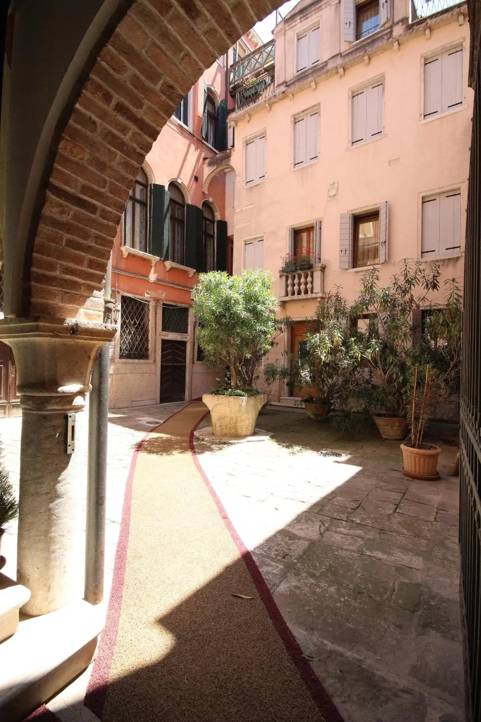 Inner courtyard view in Hotel Colombina