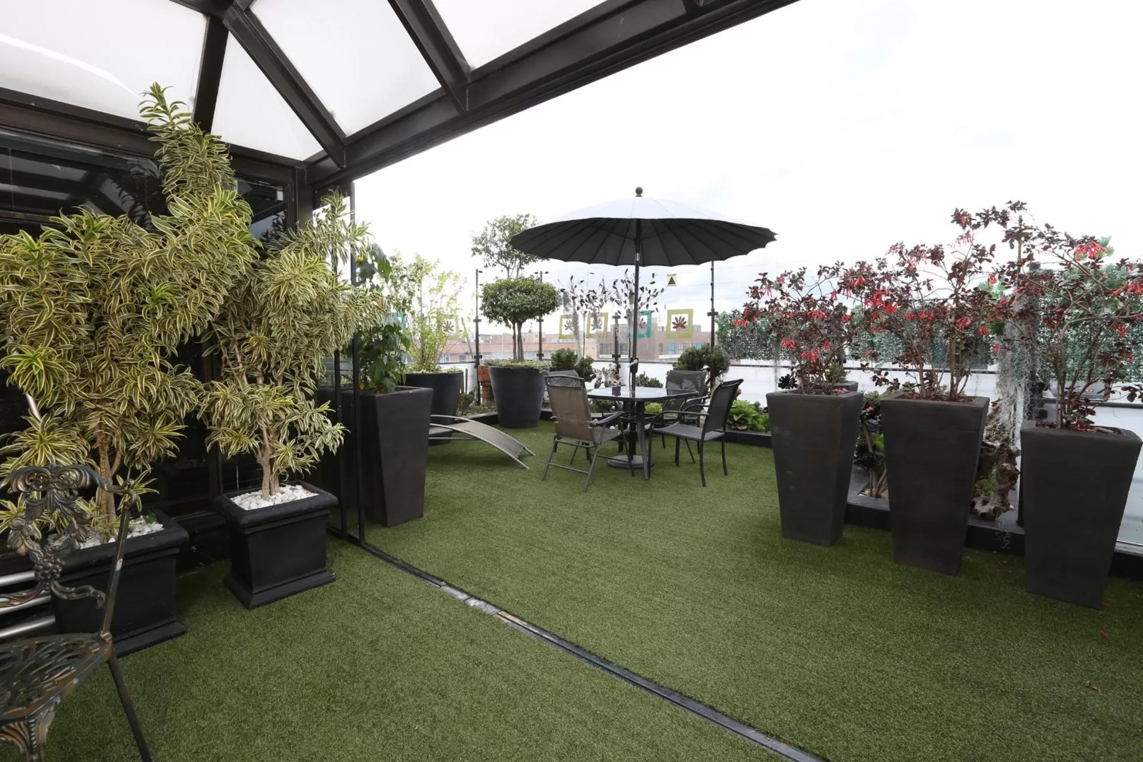 Garden in Hotel Suites 108