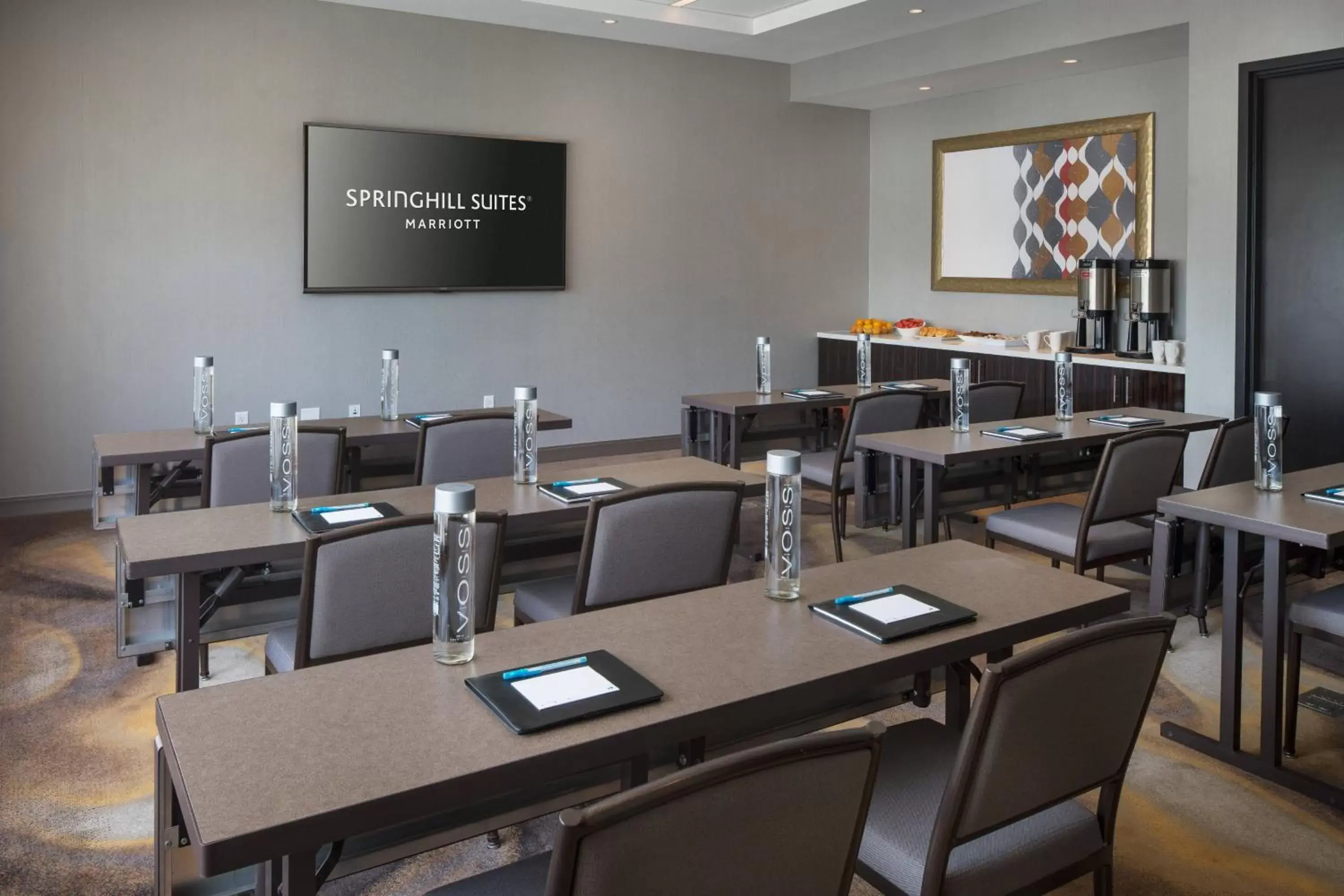 Meeting/conference room in SpringHill Suites by Marriott Los Angeles Burbank/Downtown