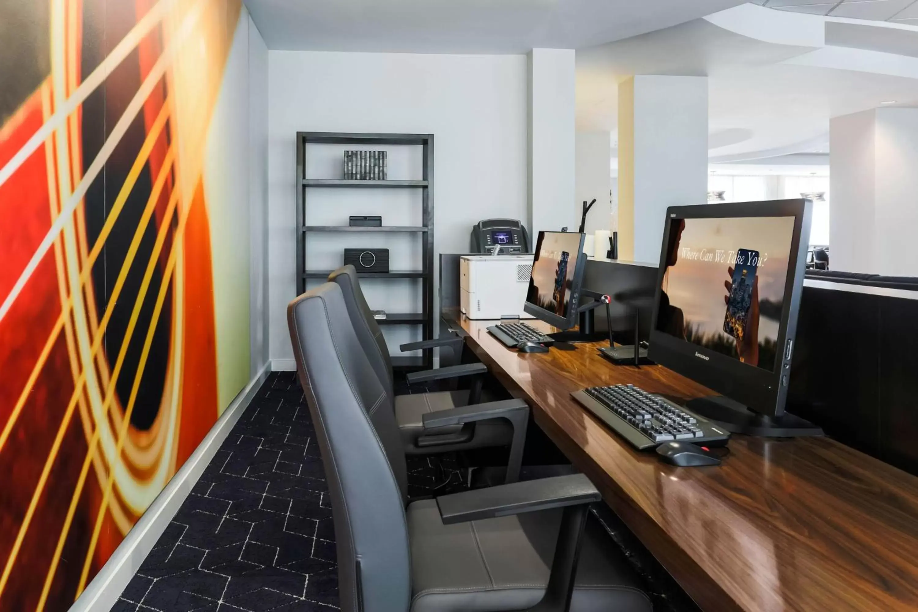 Business facilities, TV/Entertainment Center in Courtyard Austin Airport