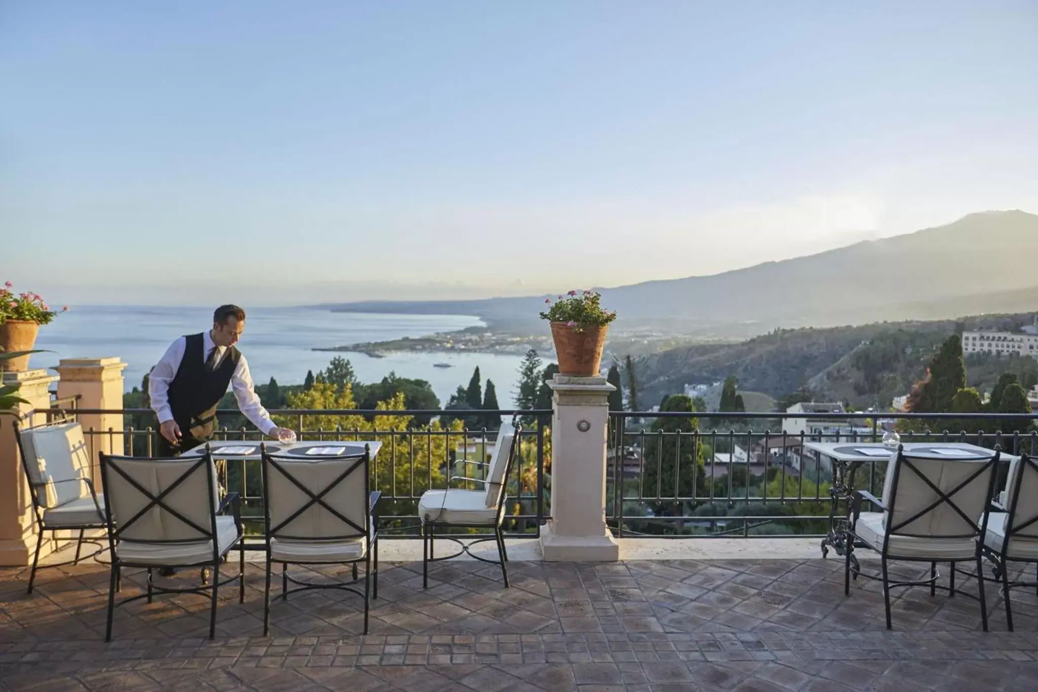 Restaurant/places to eat in Grand Hotel Timeo, A Belmond Hotel, Taormina