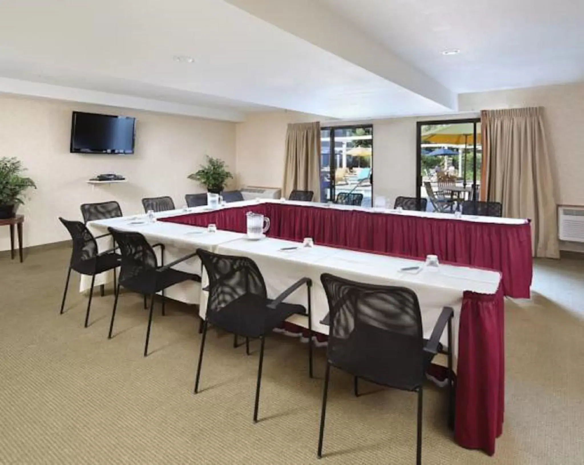 Business facilities in Maple Tree Inn