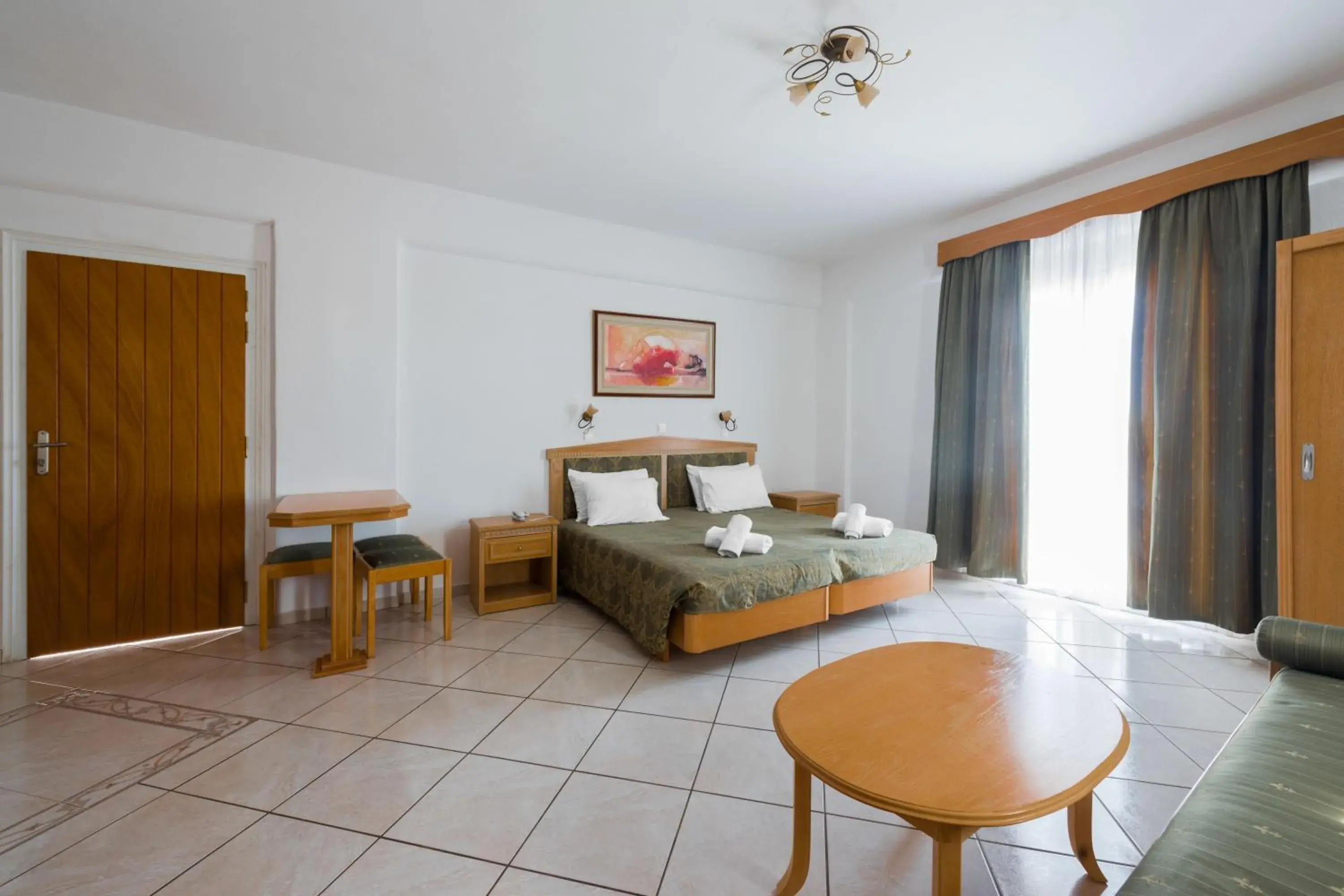 Photo of the whole room, Seating Area in Giannoulaki Hotel Photo of the whole room, Seating Area in Giannoulaki Hotel