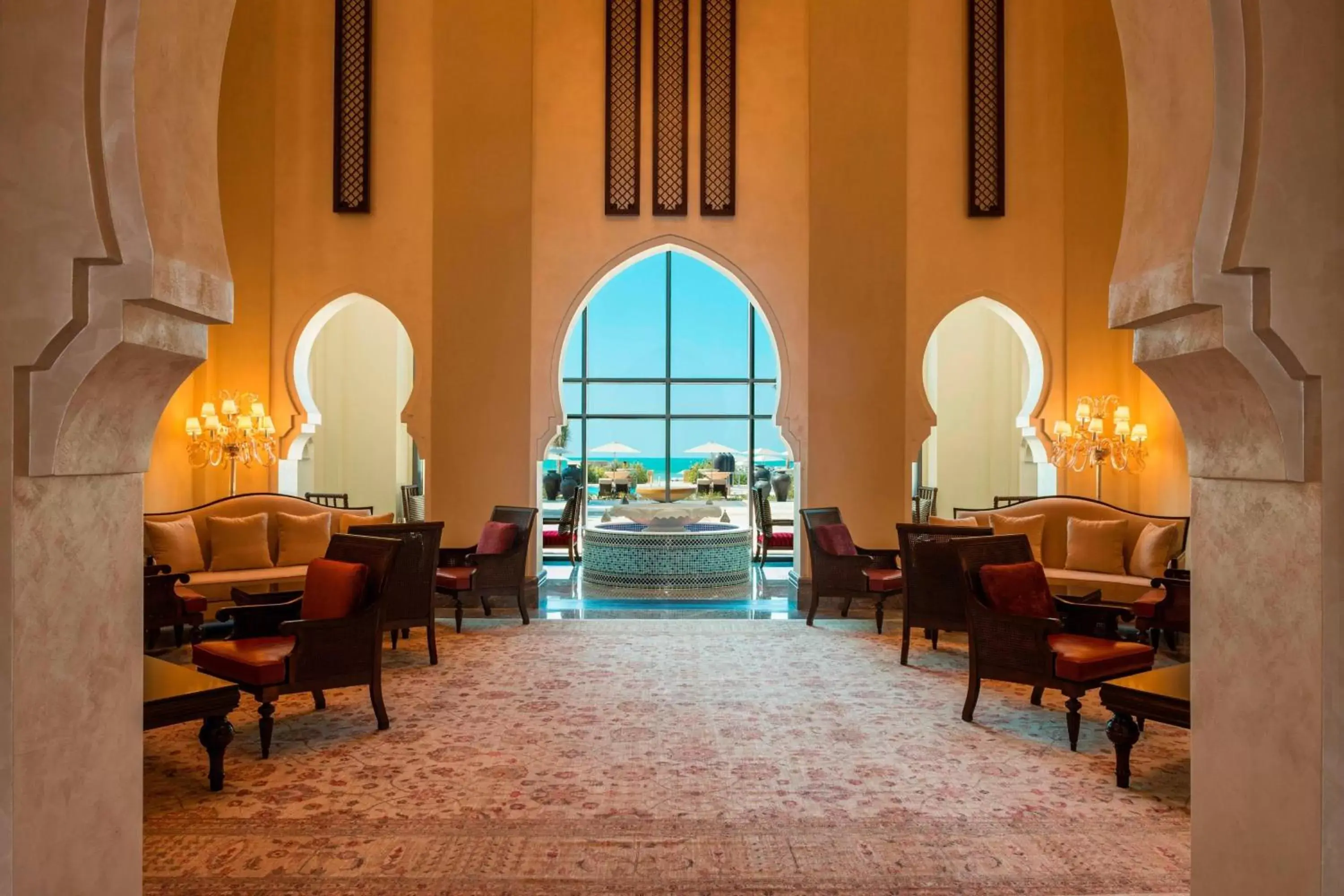 Lobby or reception, Restaurant/Places to Eat in Ajman Saray, a Luxury Collection Resort, Ajman