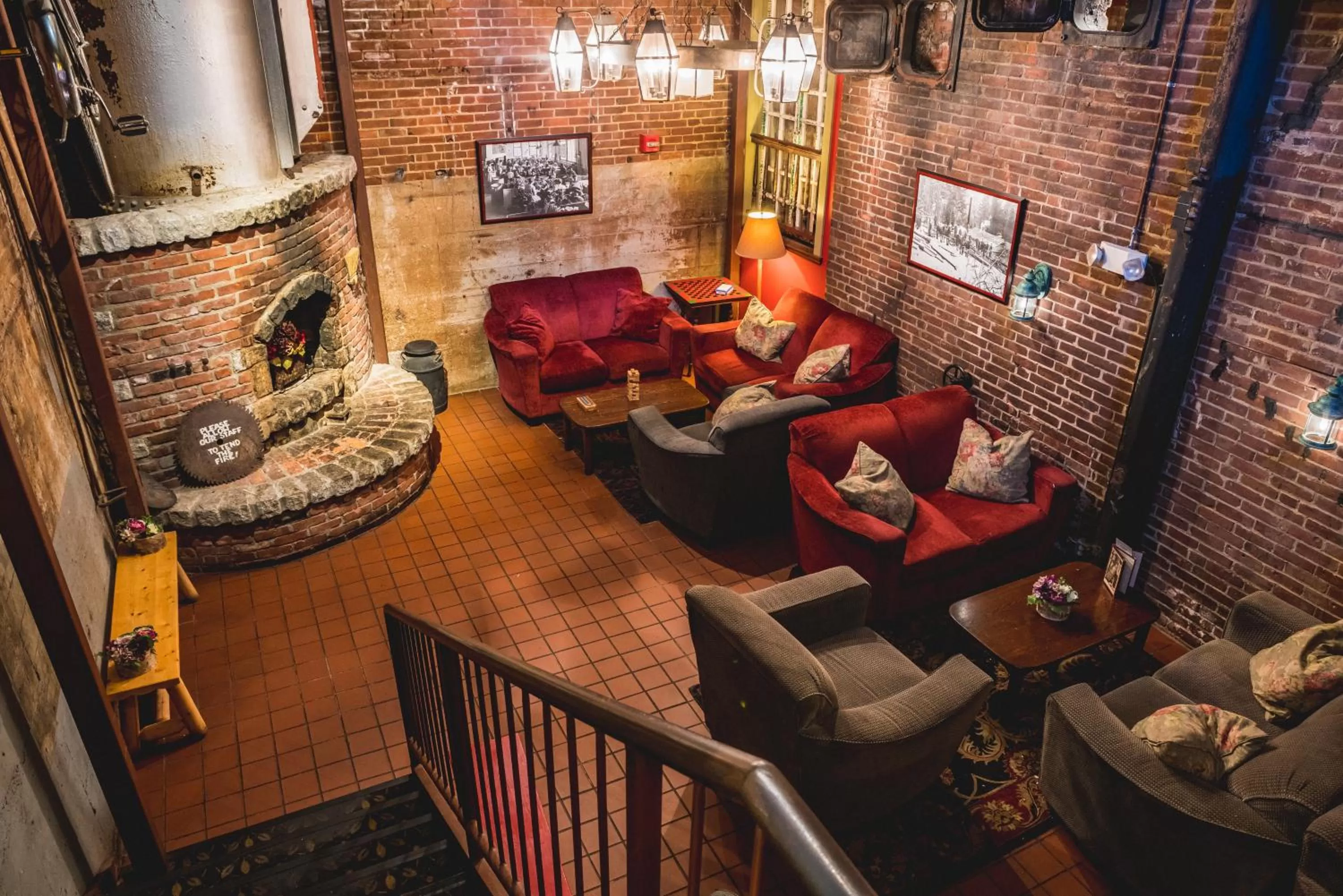 Restaurant/places to eat in The Common Man Inn, Spa & Lodge