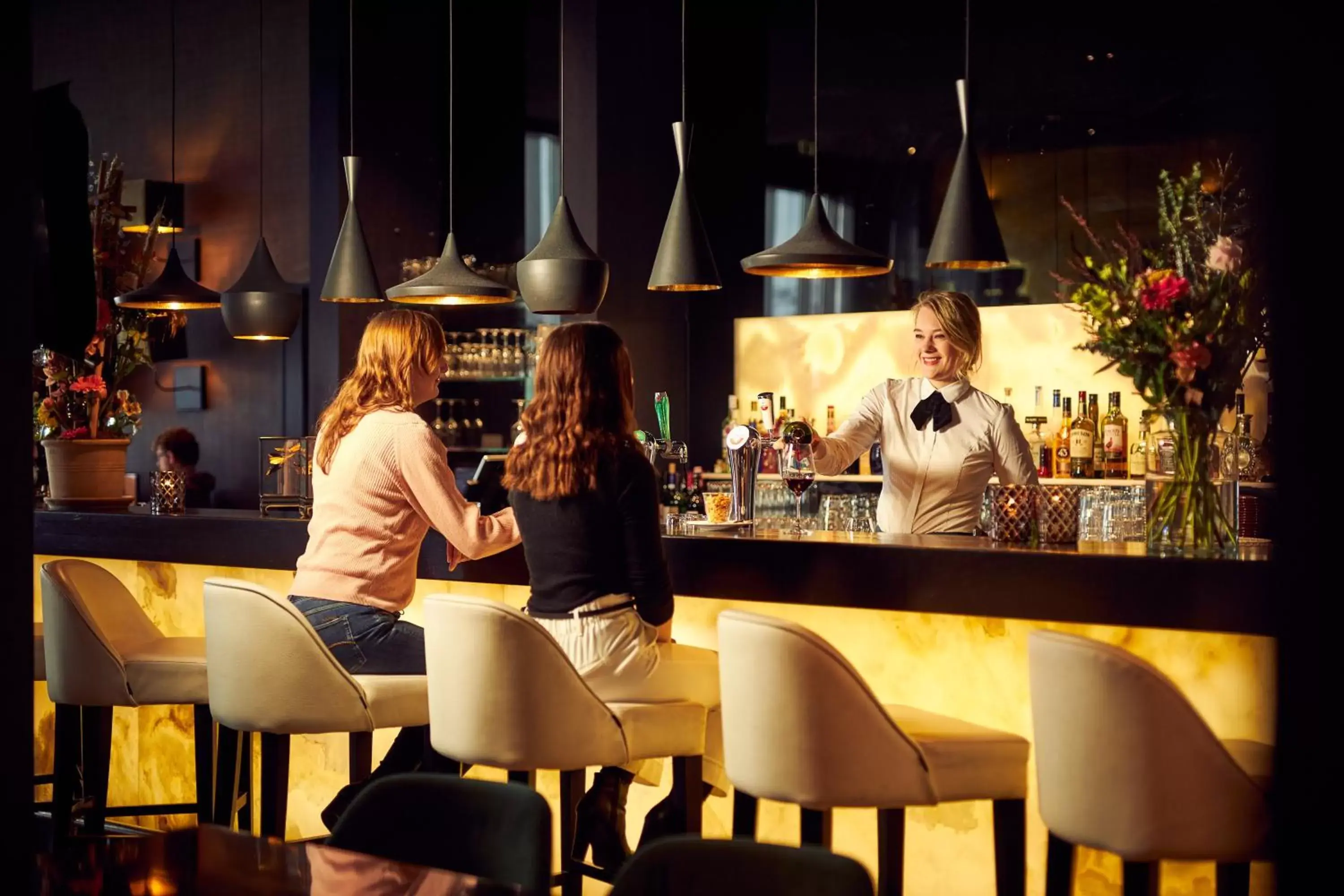 Restaurant/places to eat, Lounge/Bar in Van der Valk Hotel Sneek