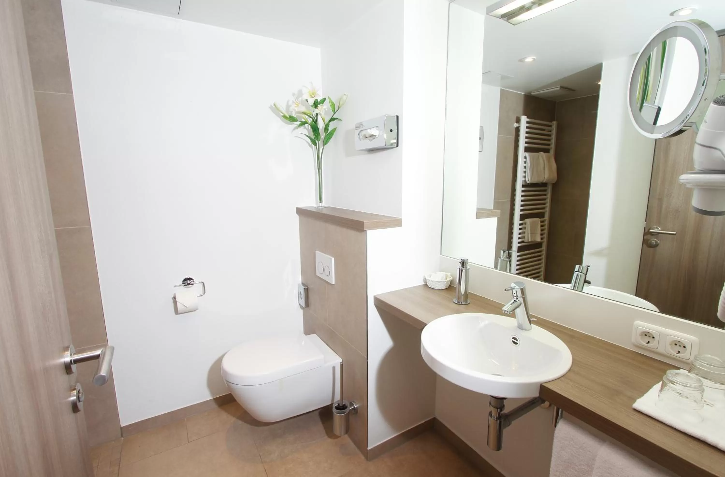 Bathroom in Landhotel Geiselwind