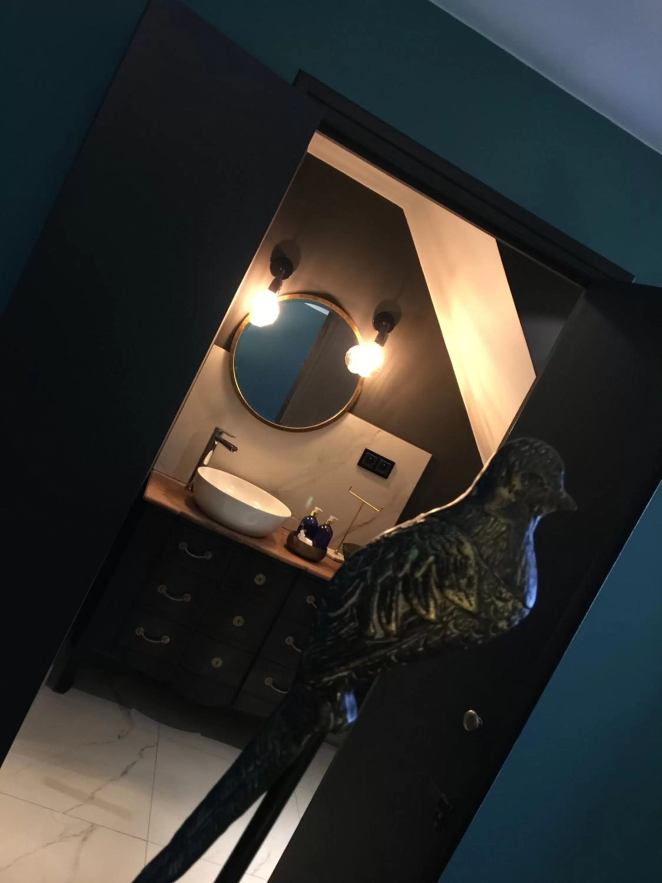 Bathroom in Domaine de Bellevue, The Originals Relais