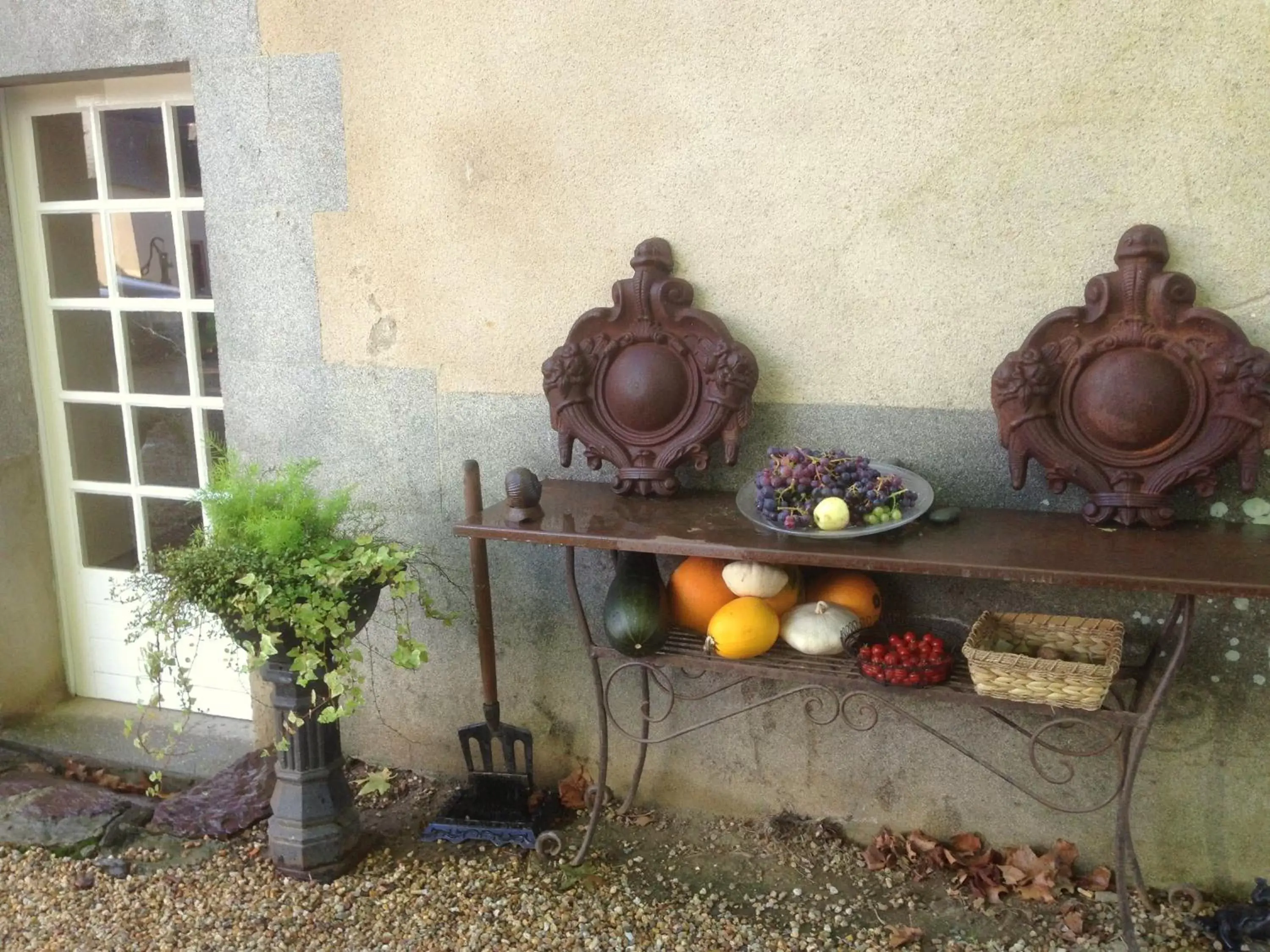 Decorative detail in Château du Golf de la Freslonnière