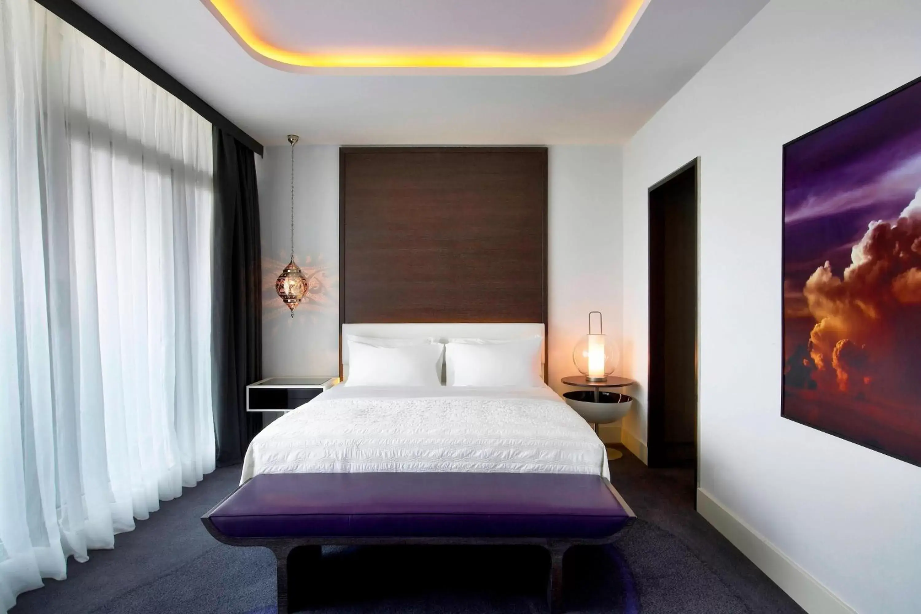 Bedroom, Bed in Le Meridien Istanbul Etiler