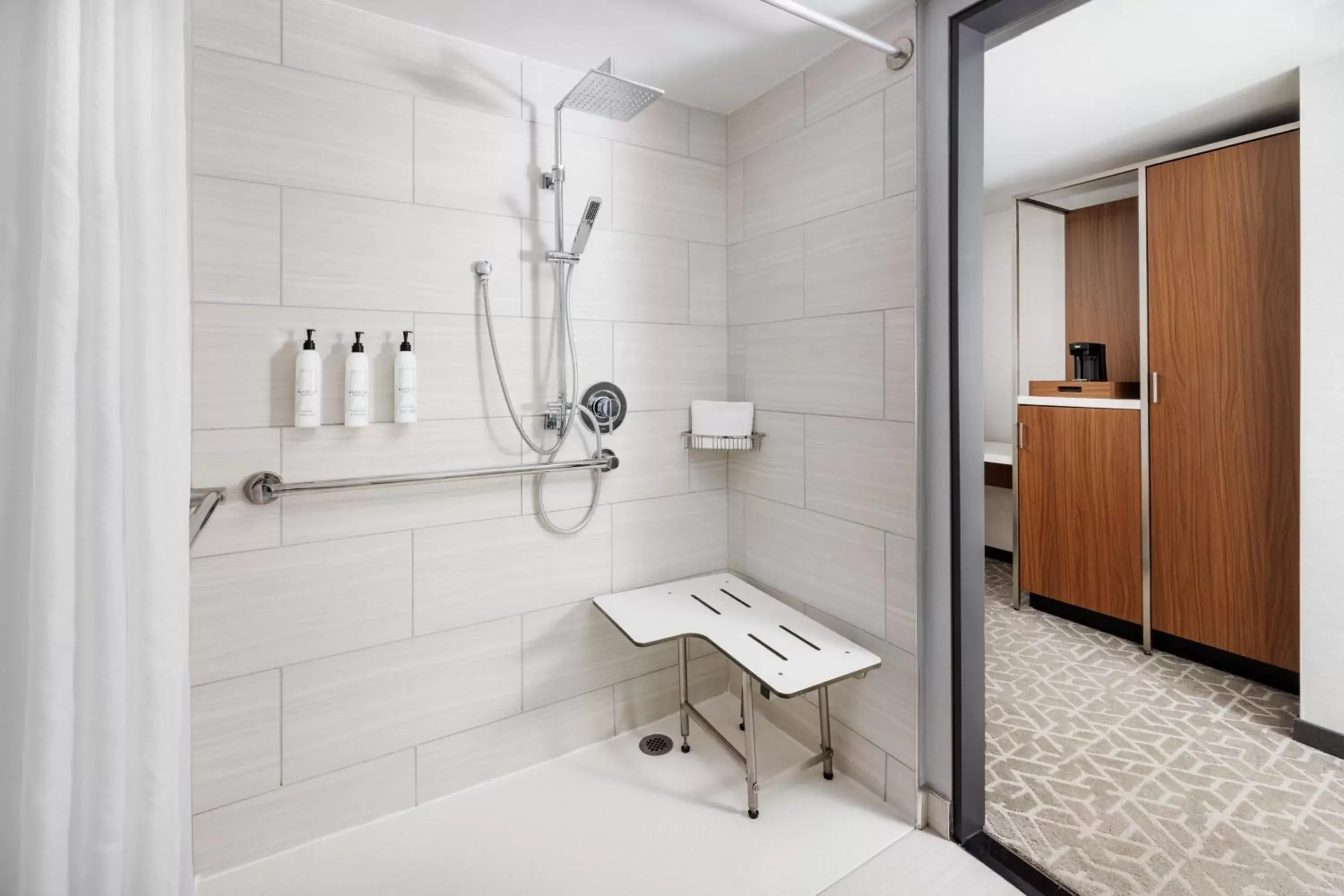 Bathroom in SpringHill Suites by Marriott New York Manhattan/Times Square South