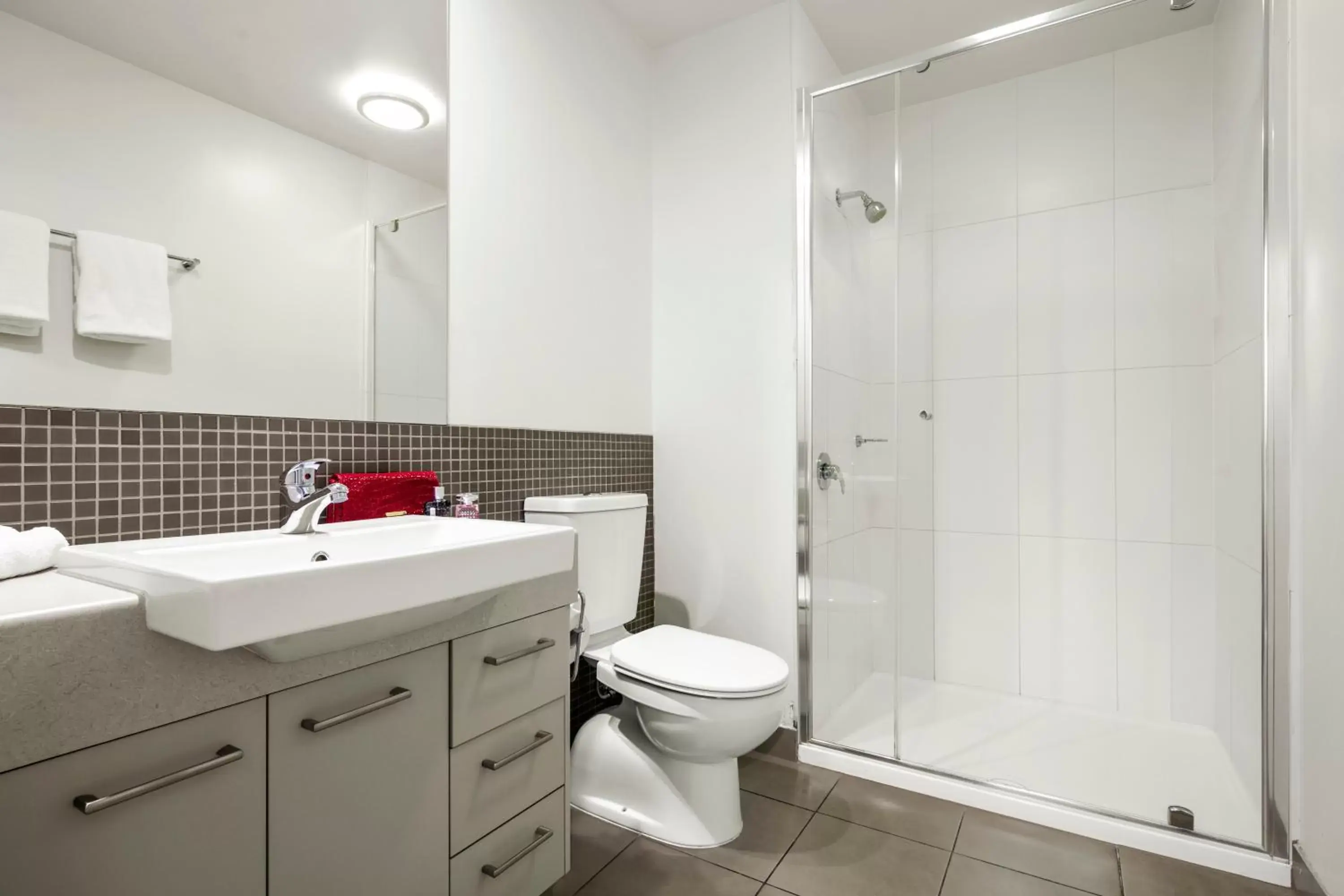 Bathroom in Quest Dubbo