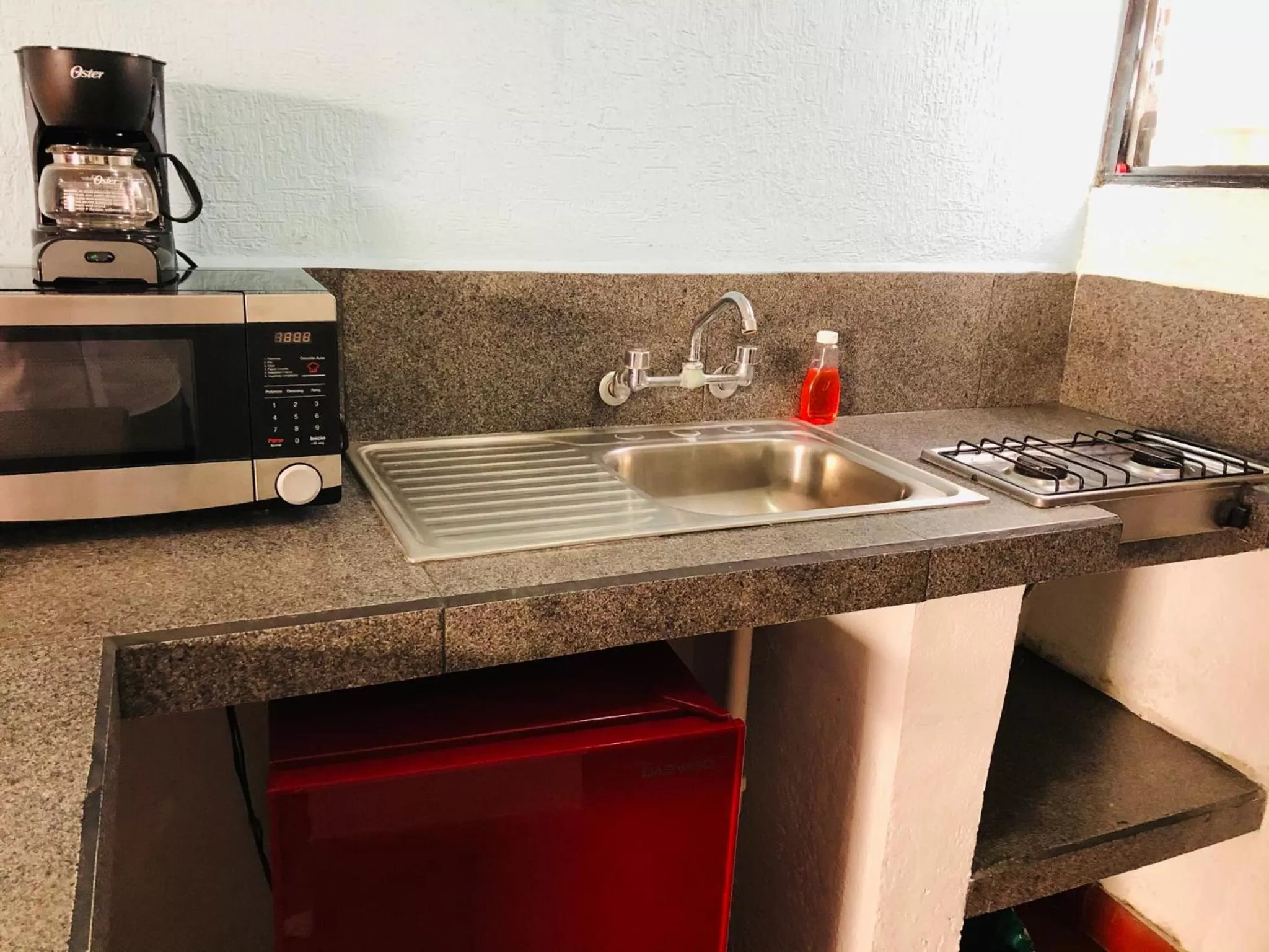 Coffee/tea facilities in Hotel Dpas 52