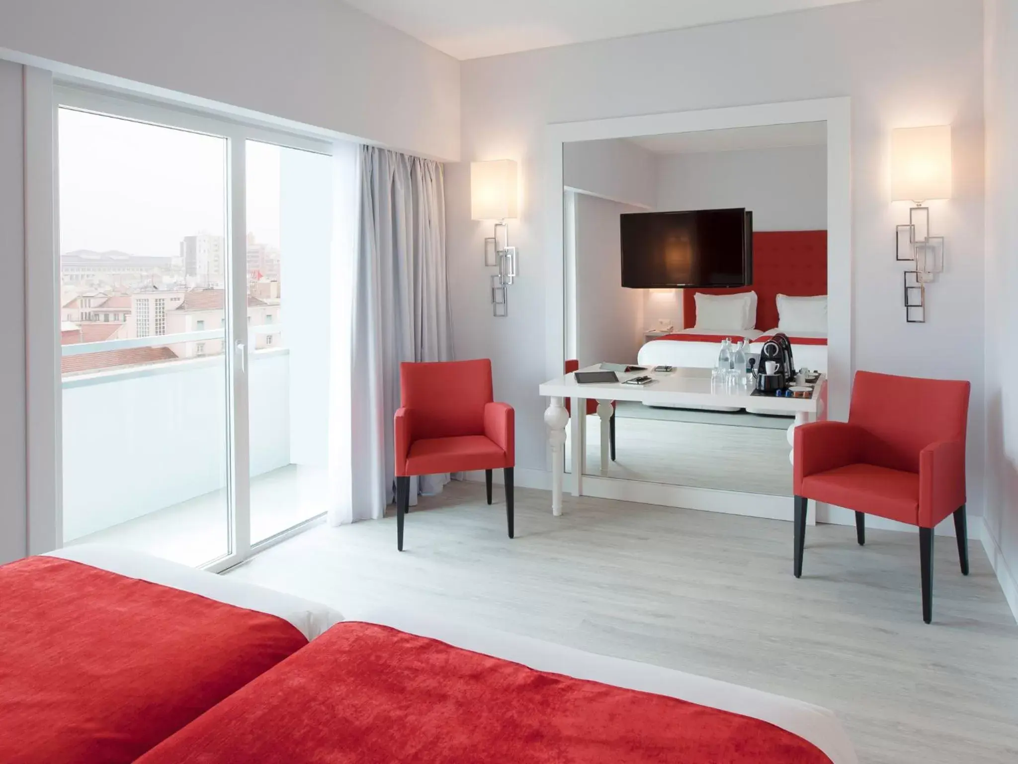Bedroom, TV/Entertainment Center in Lutecia Smart Design Hotel