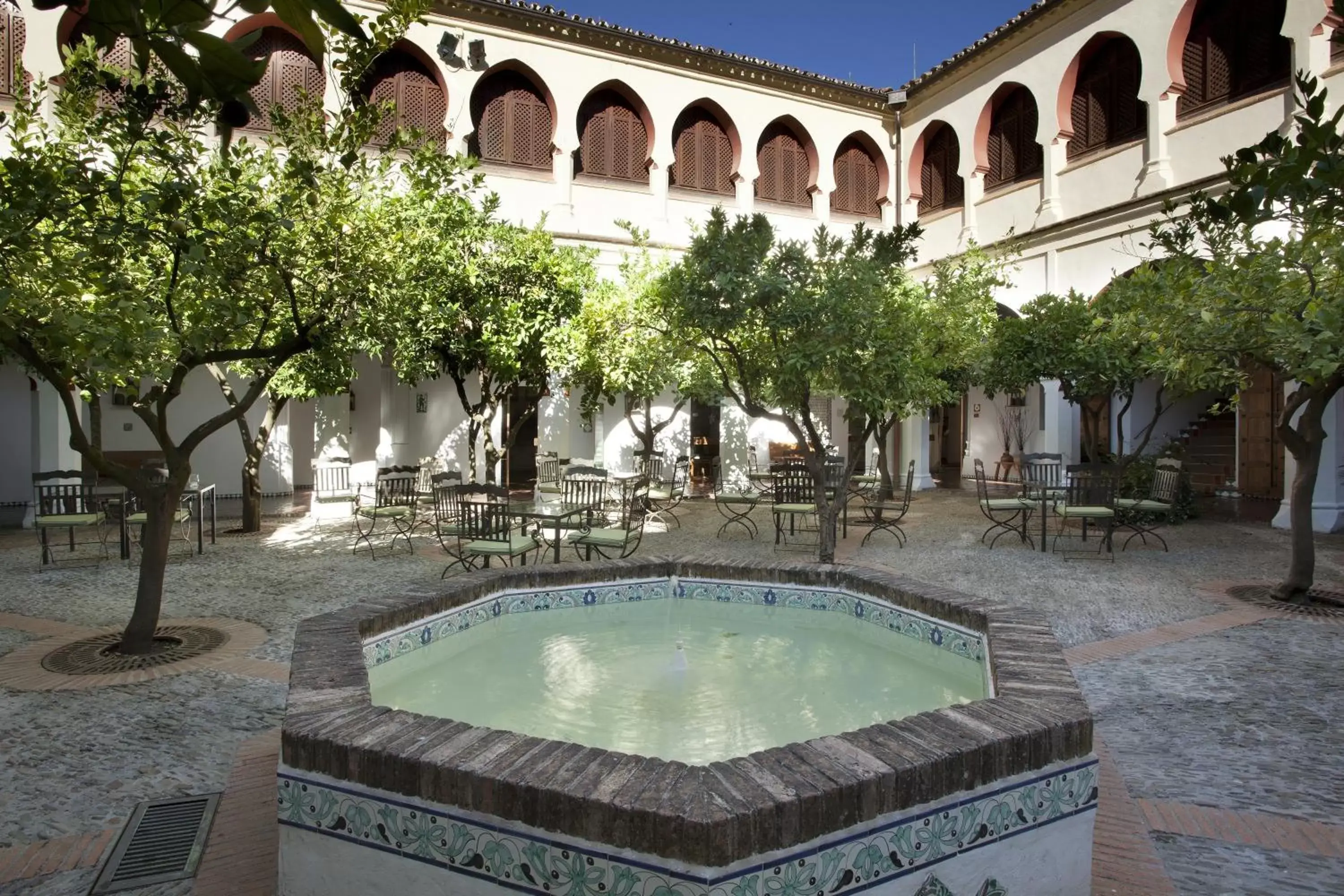 Day, Swimming Pool in Parador de Guadalupe