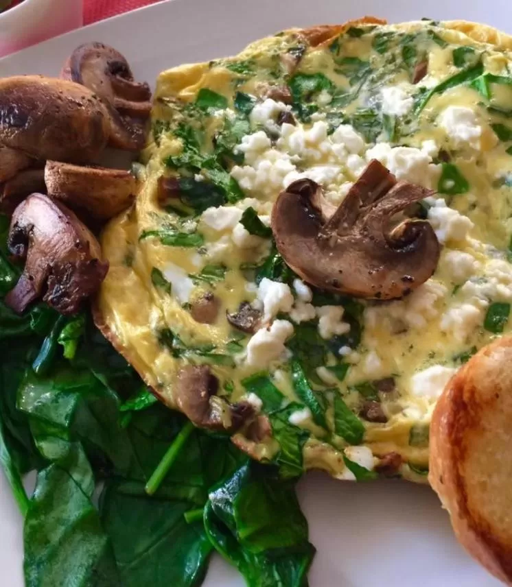 Breakfast, Food in Ochenta Y Dos Bed & Breakfast & Spa