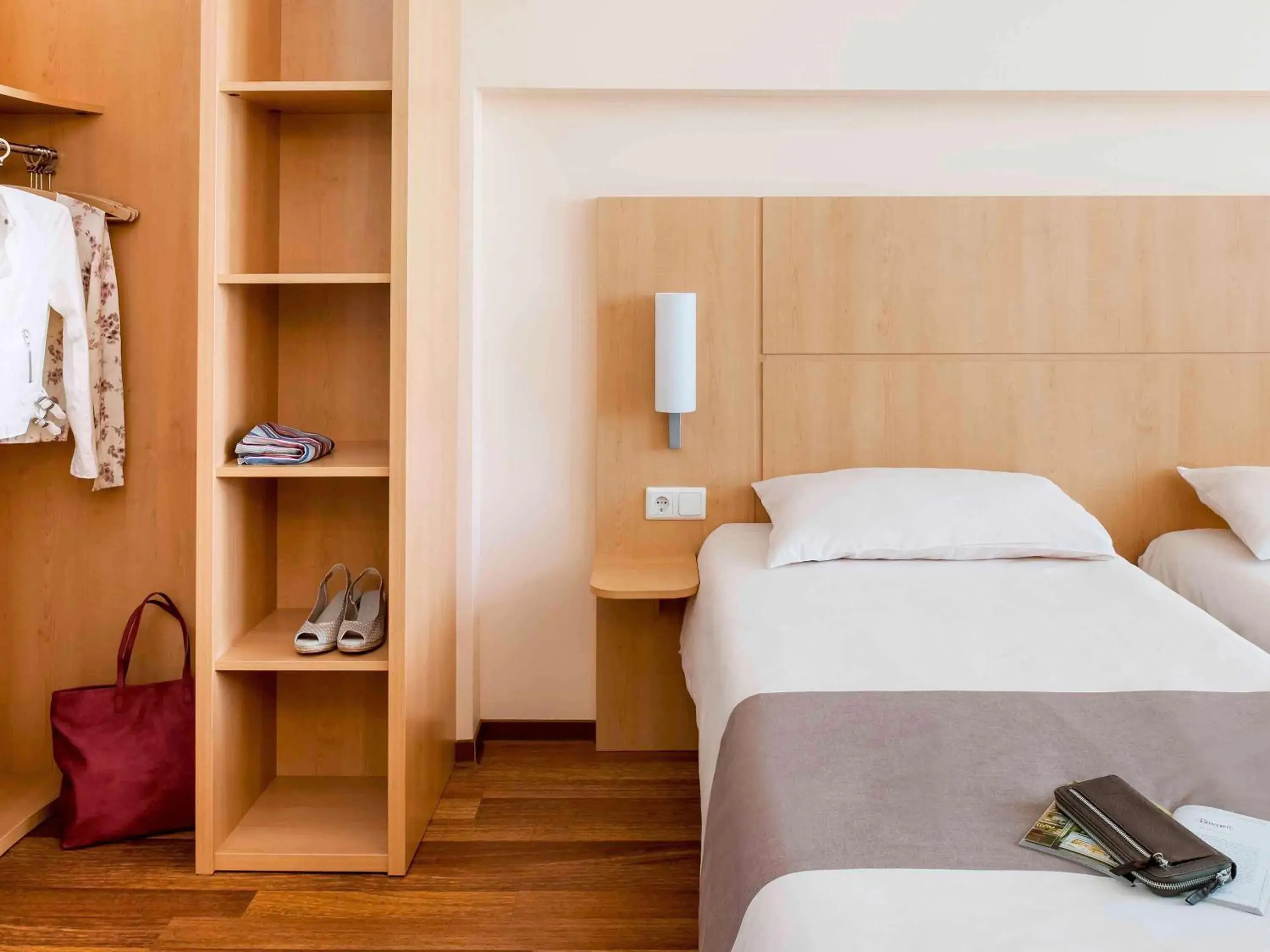 Bedroom, Bed in ibis Berlin City Süd Bedroom, Bed in ibis Berlin City Süd