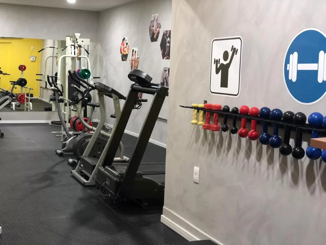 Fitness centre/facilities in Arrey Executive Hotel