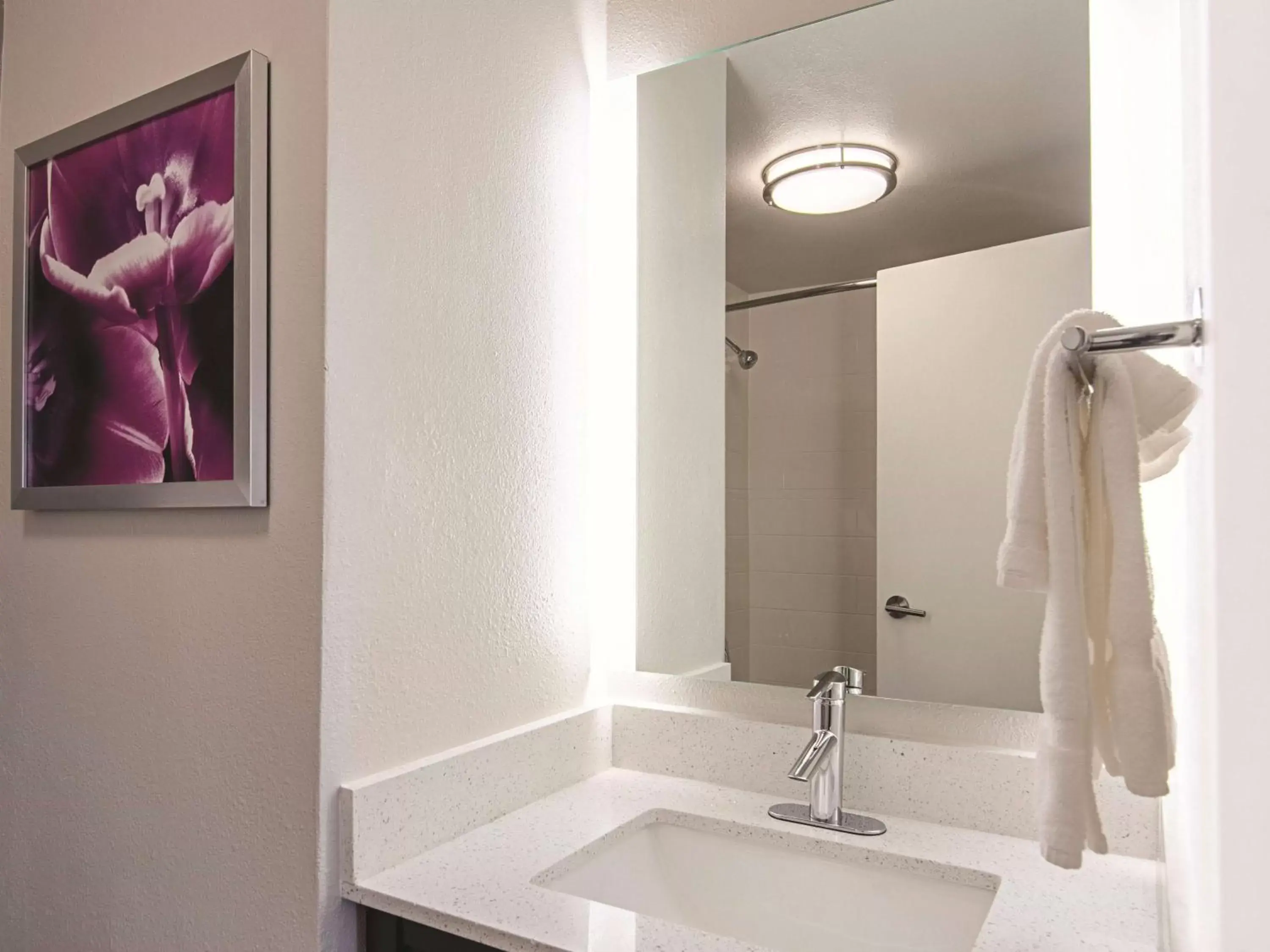 Bathroom in La Quinta by Wyndham Portland