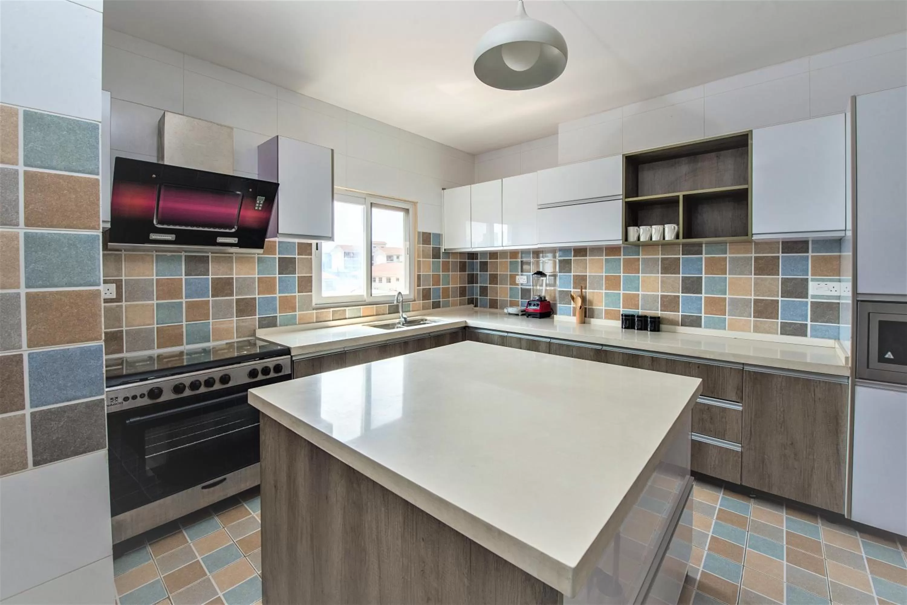 Kitchen or kitchenette in Montecito Apartments