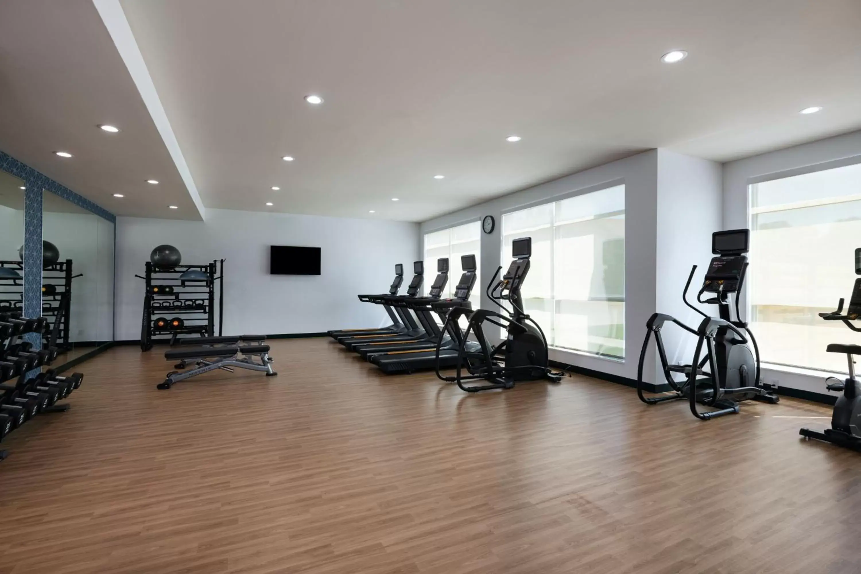 Fitness centre/facilities, Fitness Center/Facilities in Four Points by Sheraton Fort Worth North