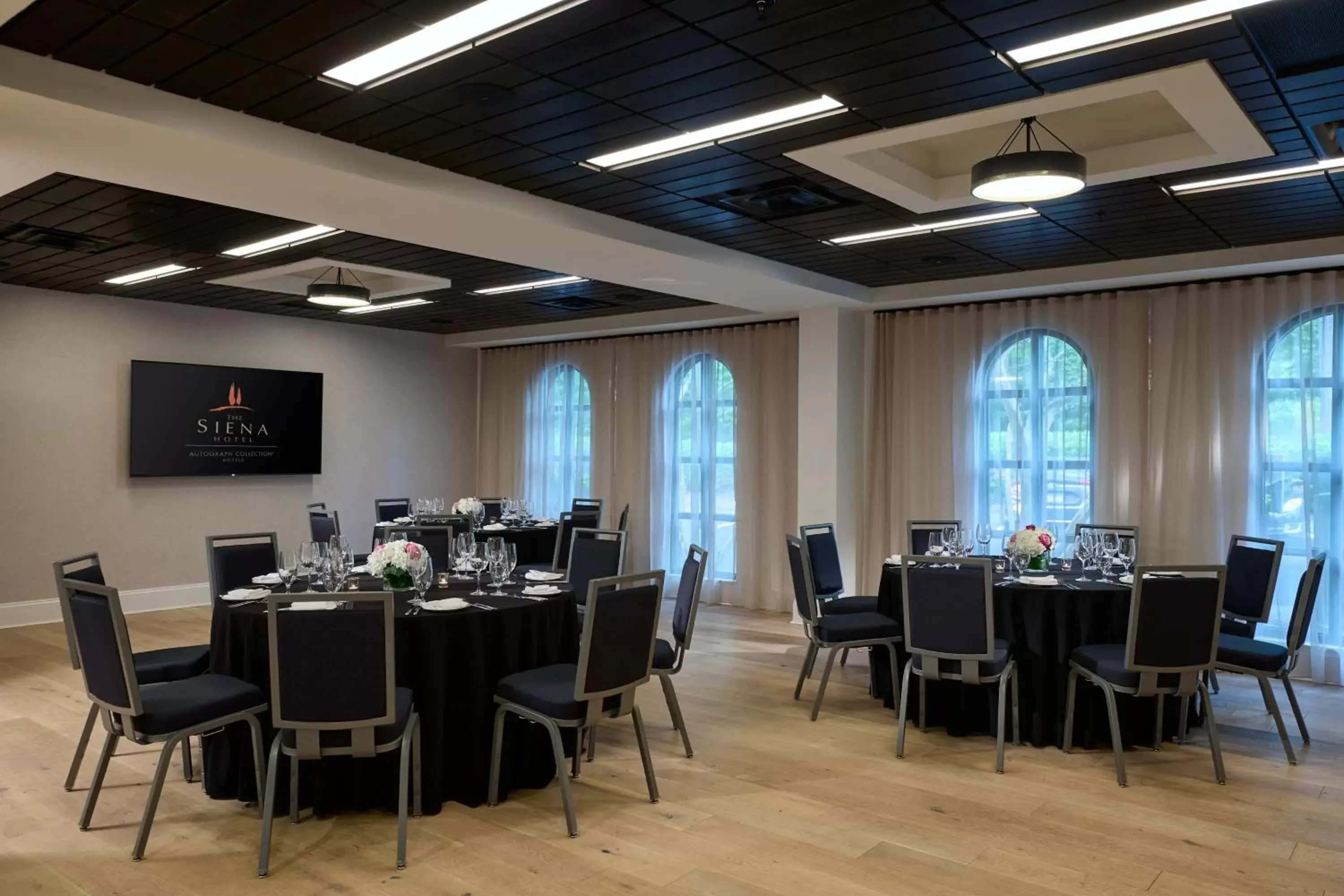 Meeting/conference room, Restaurant/Places to Eat in The Siena Hotel, Autograph Collection