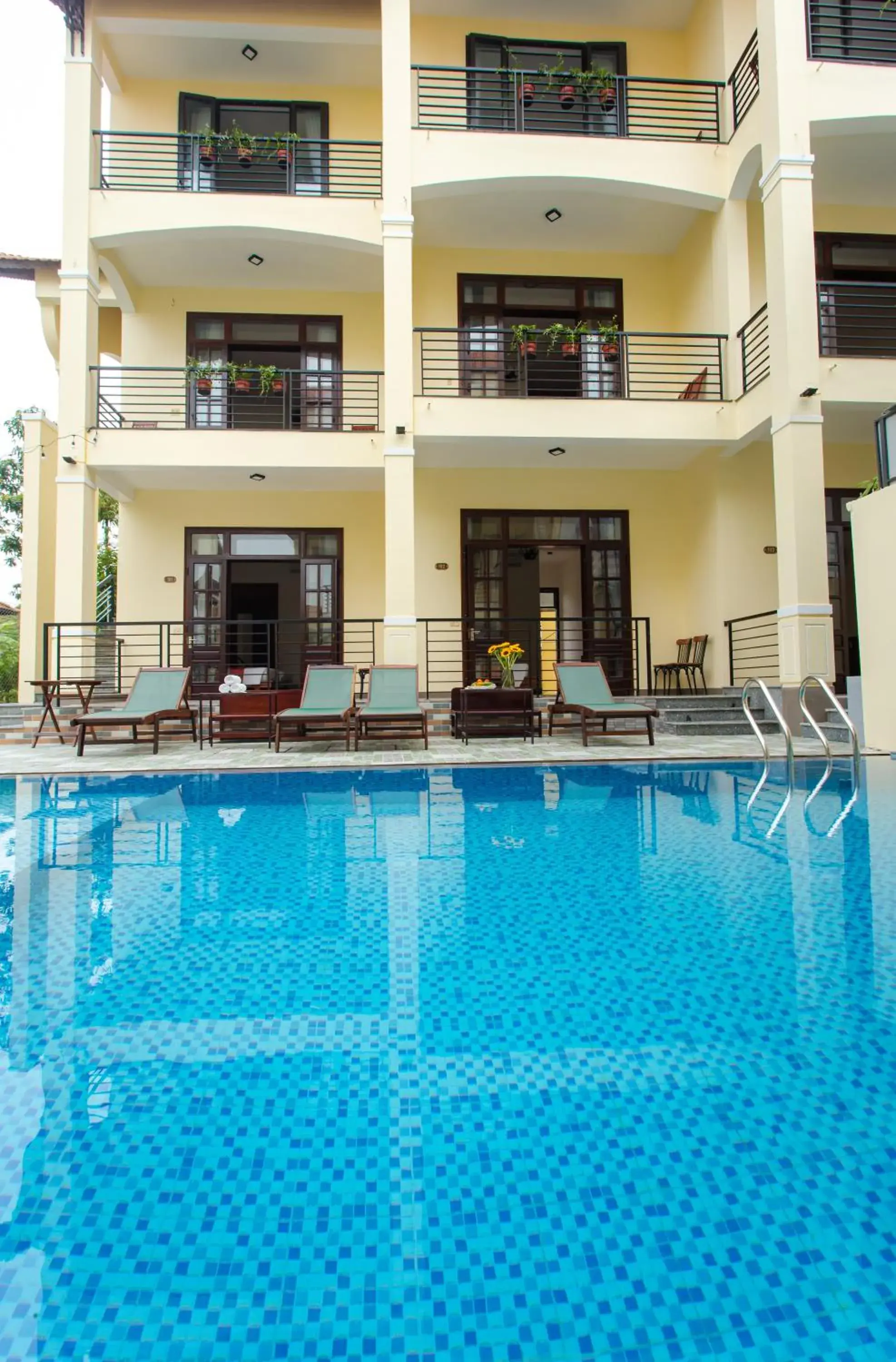 Property building, Swimming Pool in Windbell Villa Hoi An