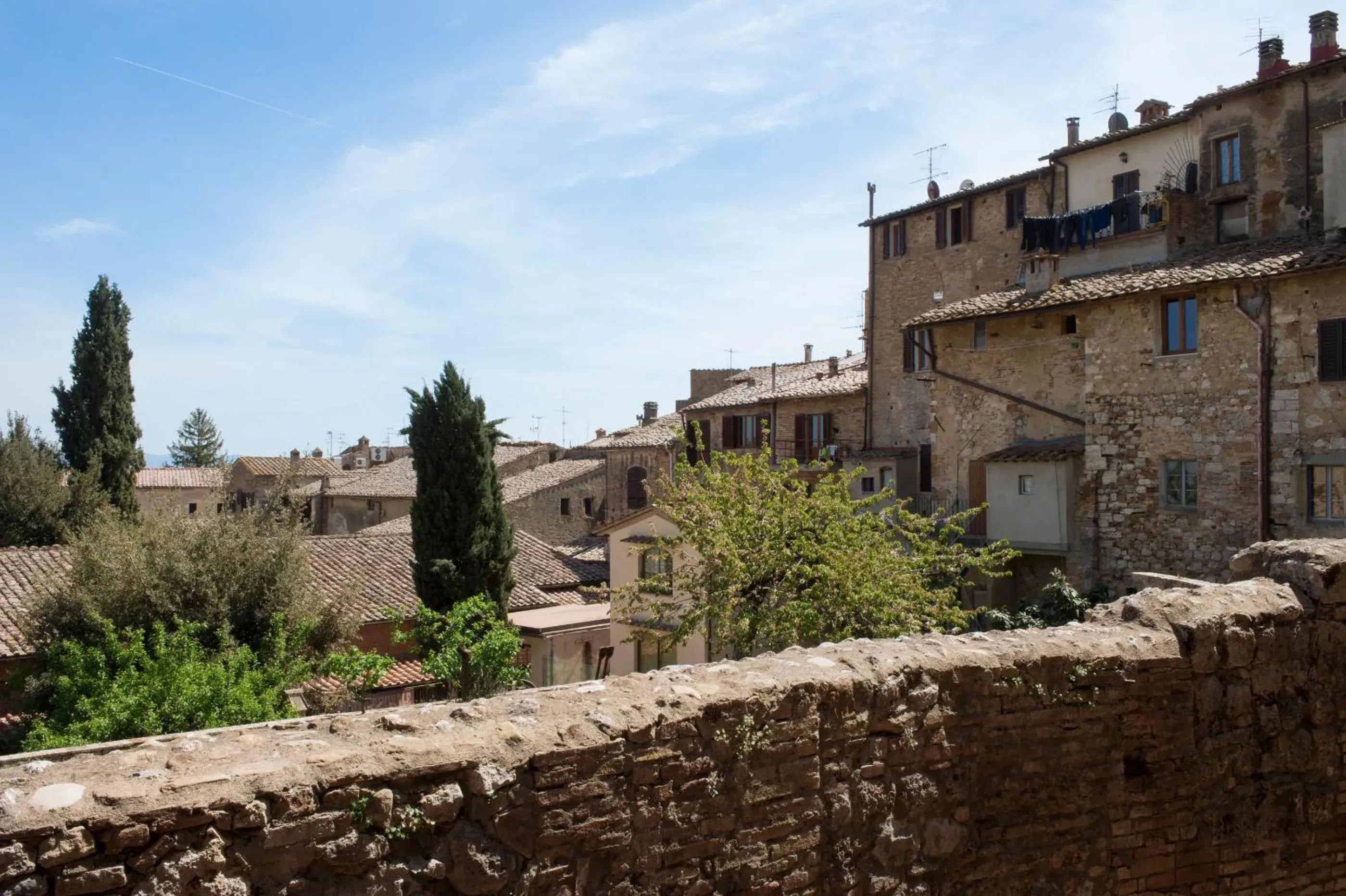 Garden view in Leon Bianco