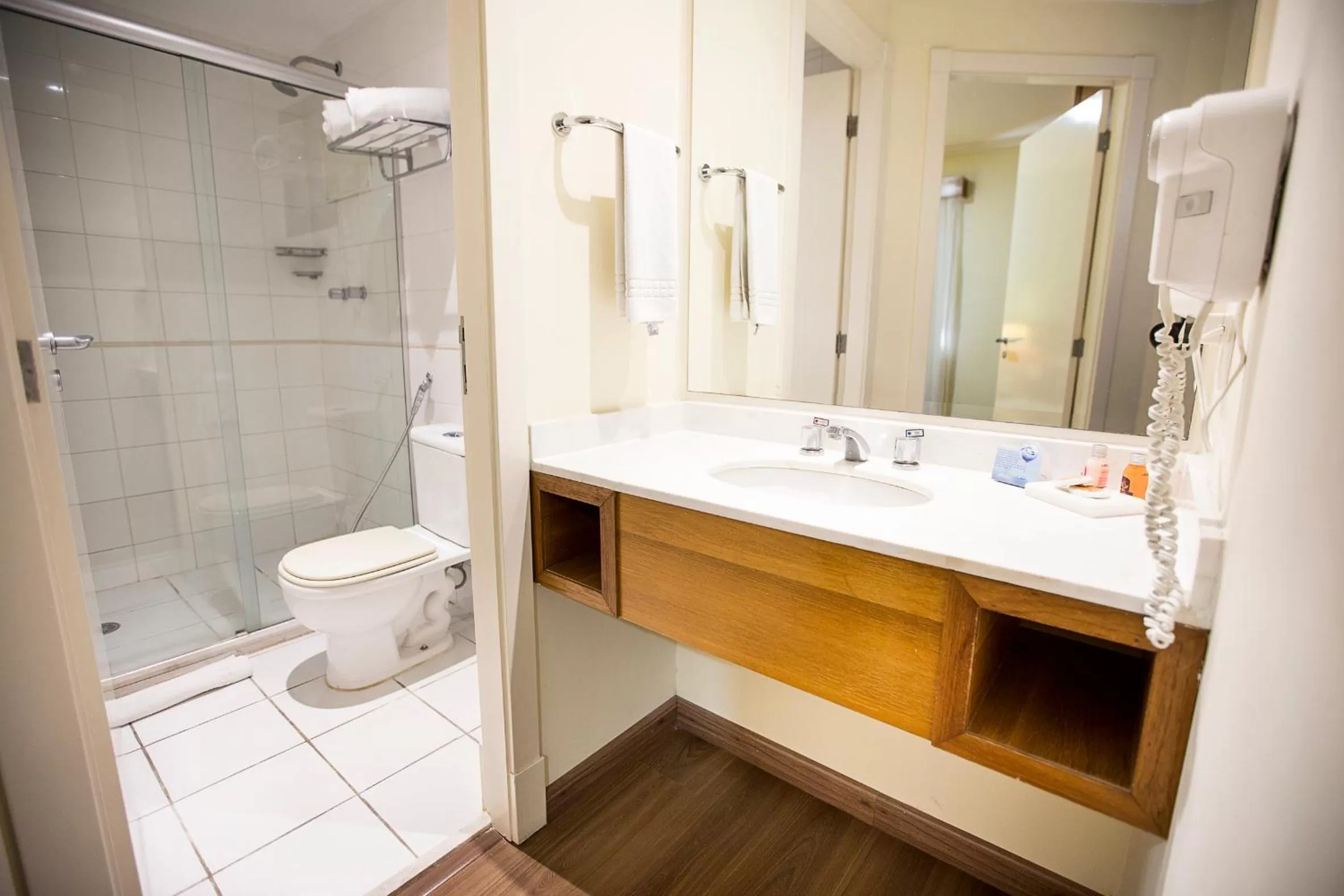 Bathroom in Quality Suites Vila Olimpia