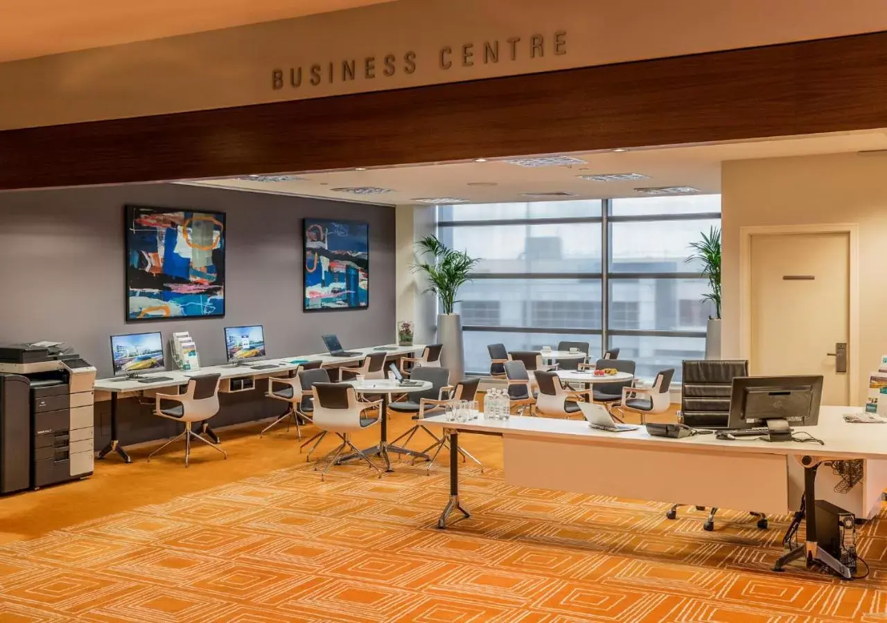 Business facilities in PARKROYAL Melbourne Airport