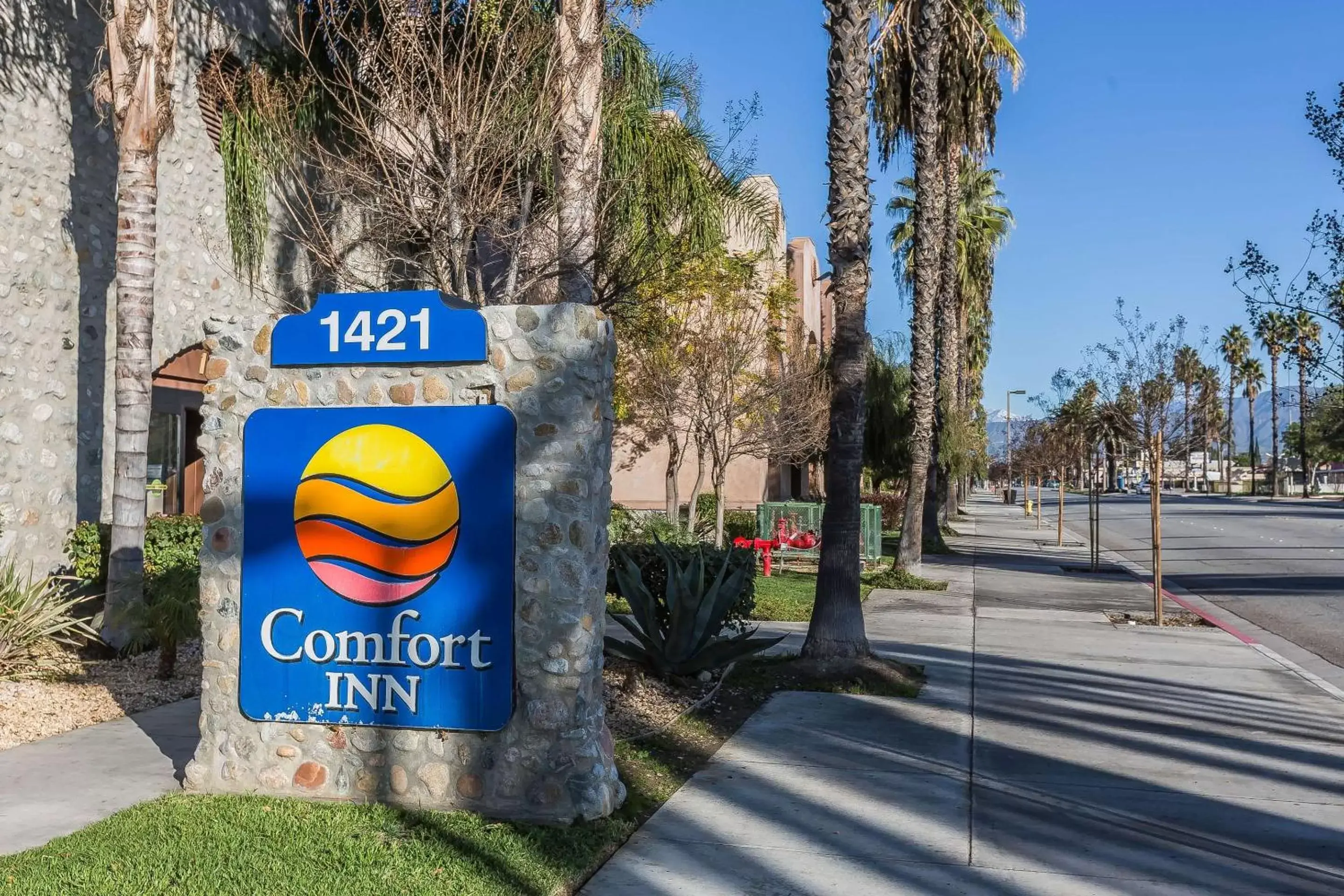 Property building in Comfort Inn Pomona Near FairPlex