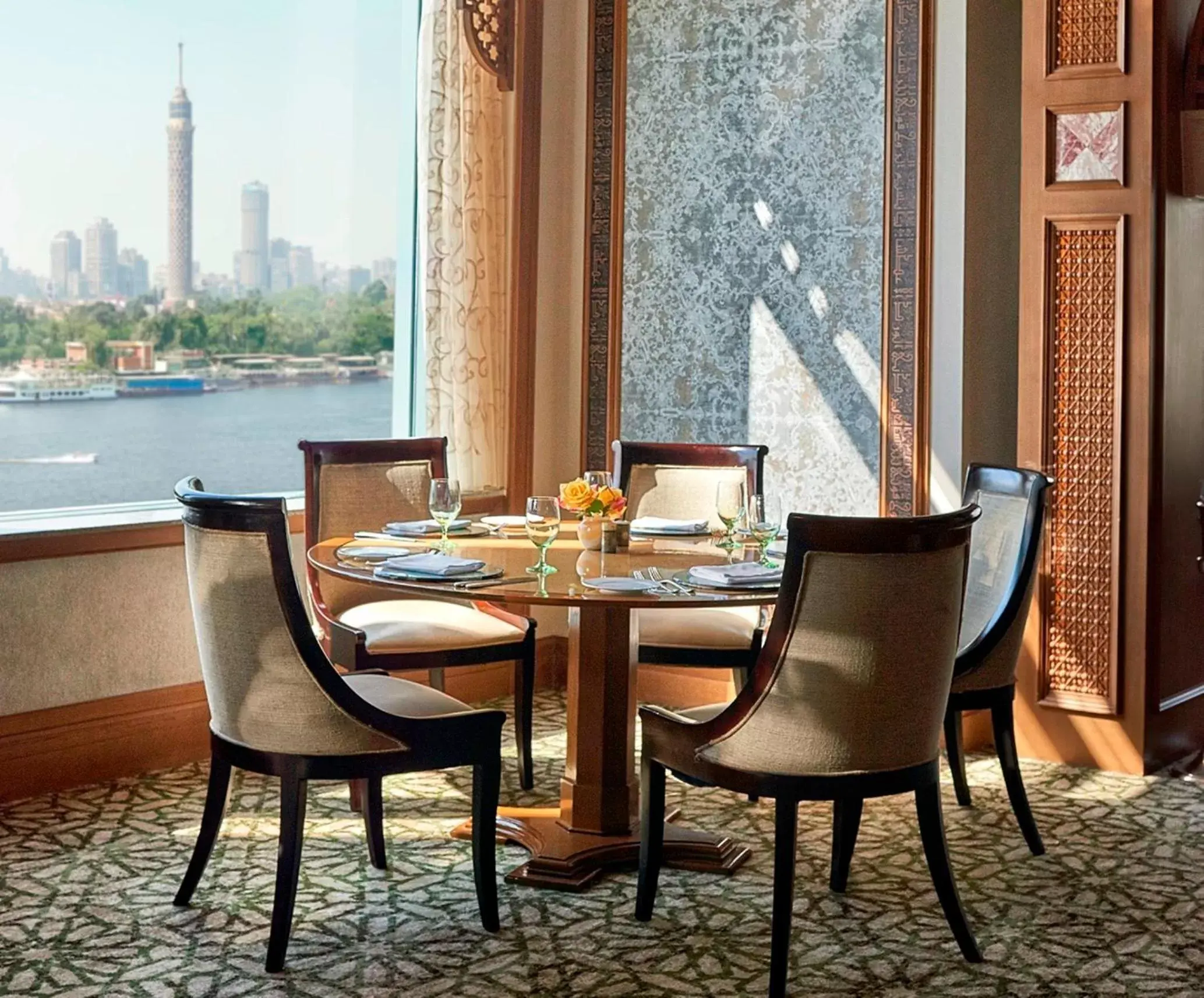 Restaurant/Places to Eat in Four Seasons Hotel Cairo at Nile Plaza