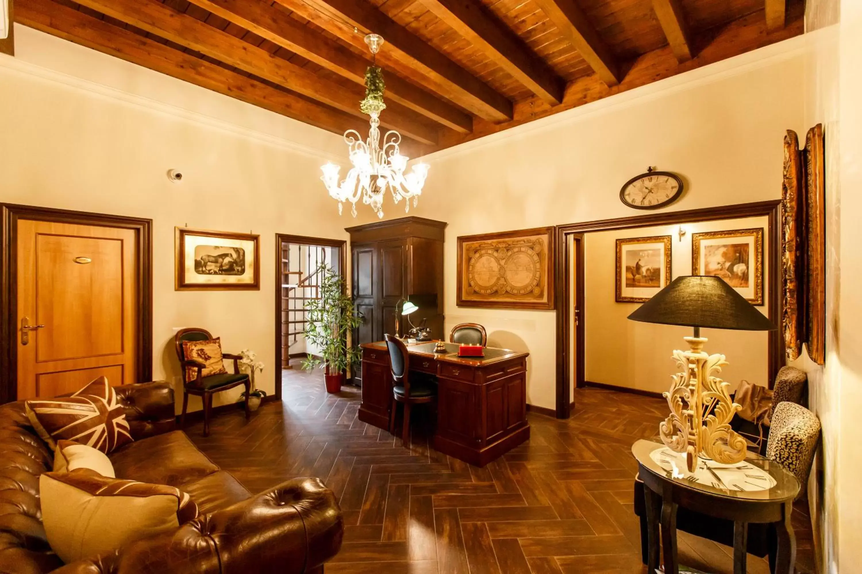 Lobby or reception, Lounge/Bar in Villa Pallotta Luxury B&B