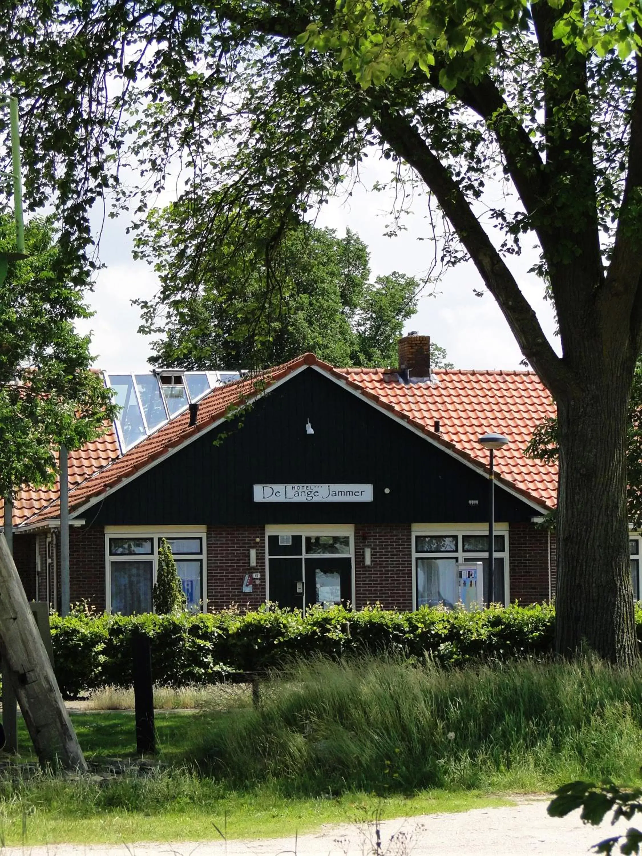 Facade/entrance, Property Building in Hotel De Lange Jammer