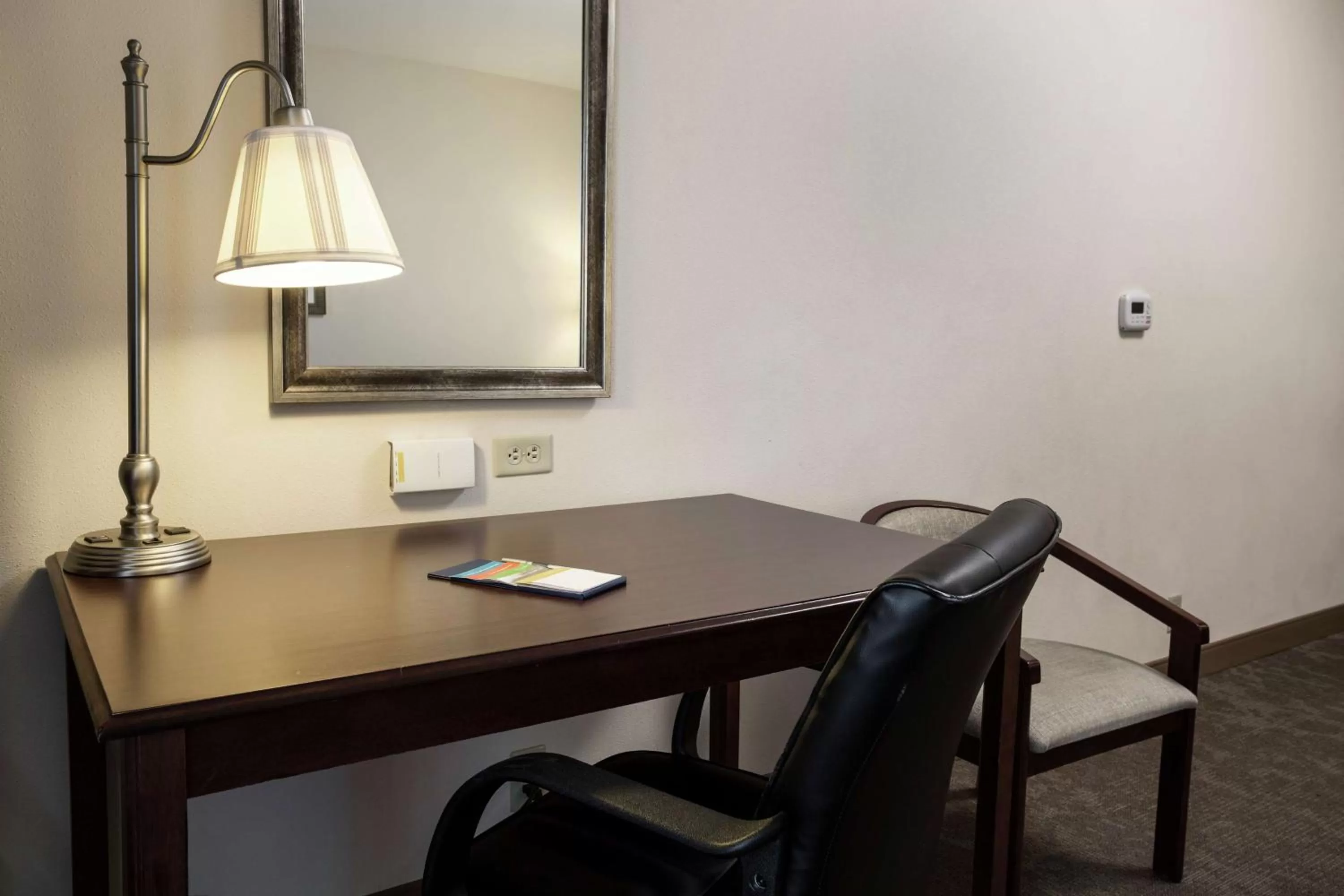 Bedroom in Hampton Inn & Suites Prescott Valley