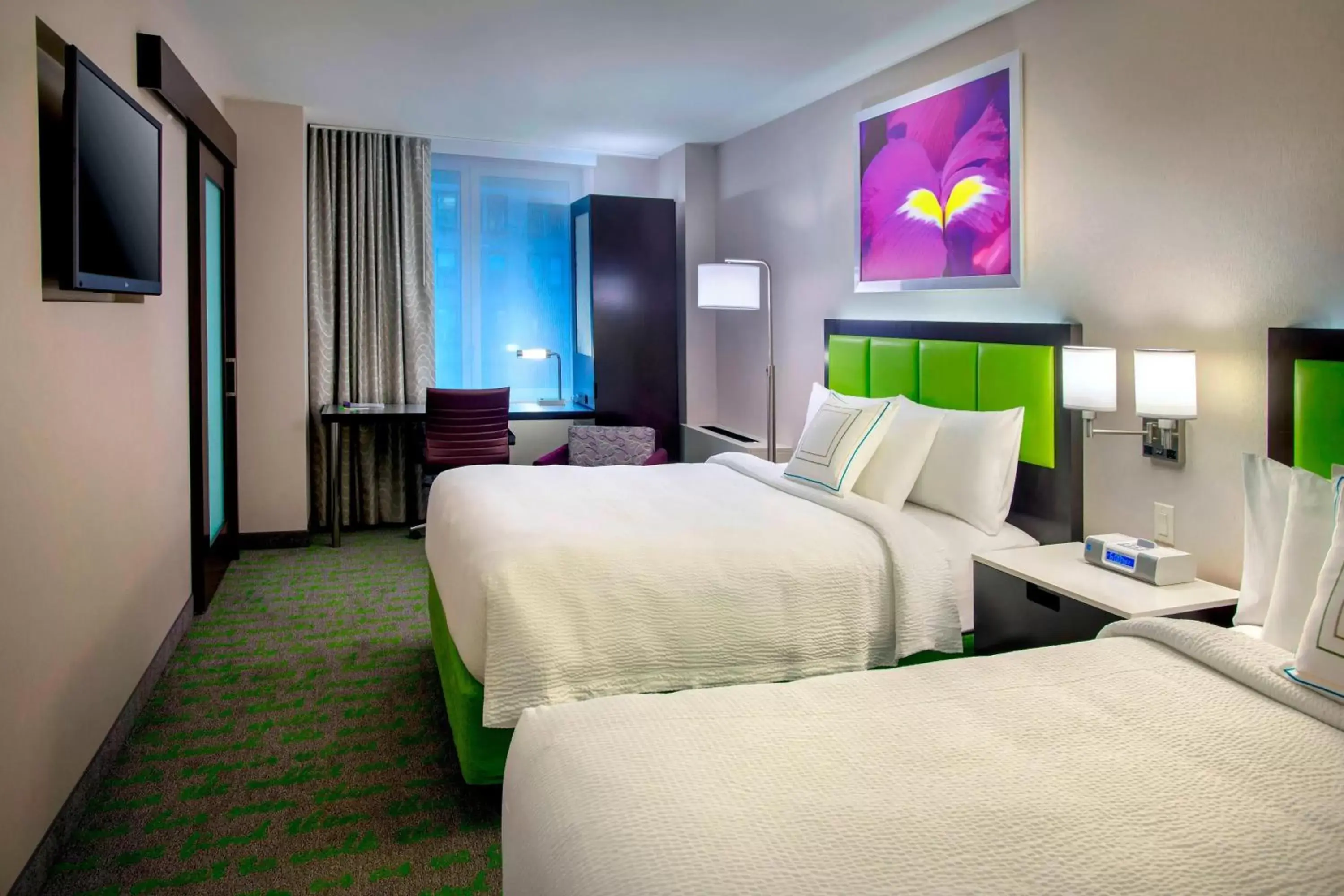 Bedroom, Bed in SpringHill Suites by Marriott New York Midtown Manhattan/Fifth Avenue