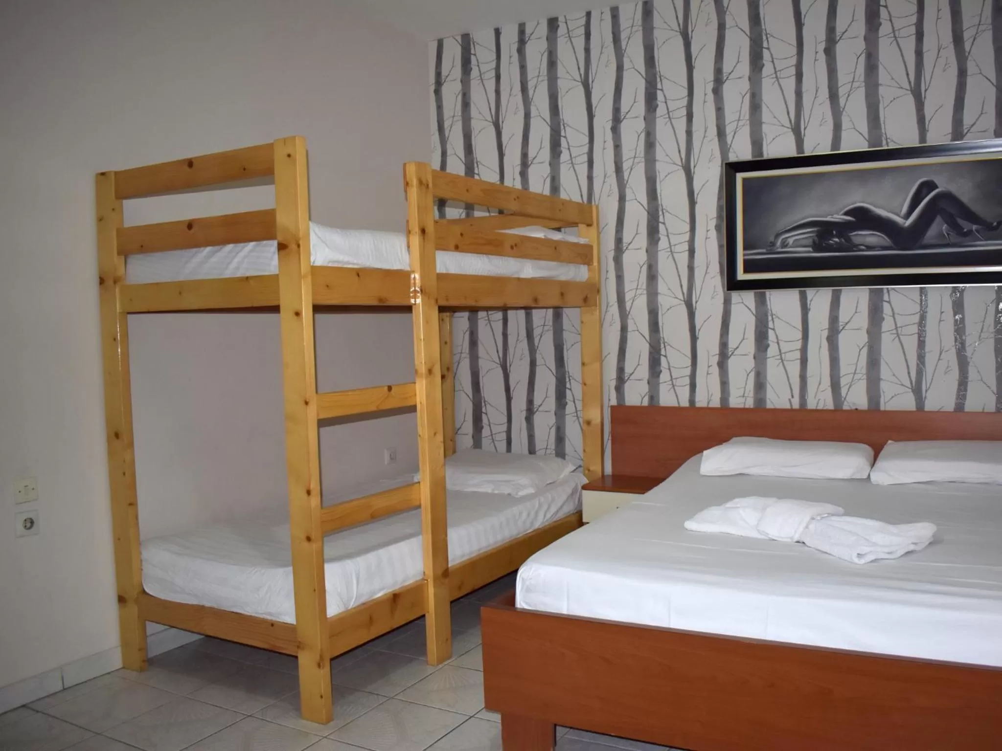 bunk bed, Bed in Hotel Central