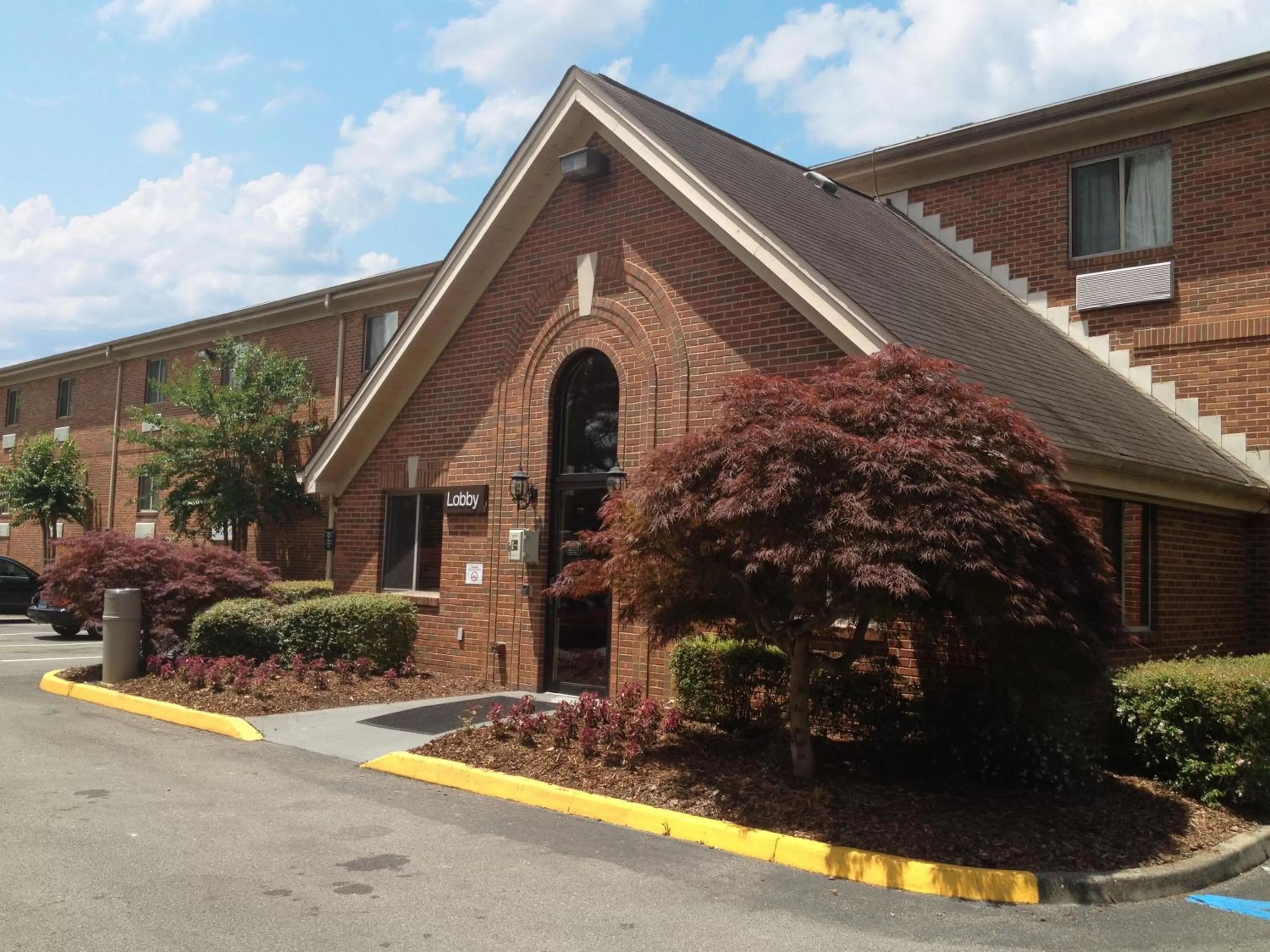 Property building in Extended Stay America Select Suites - Birmingham - Inverness