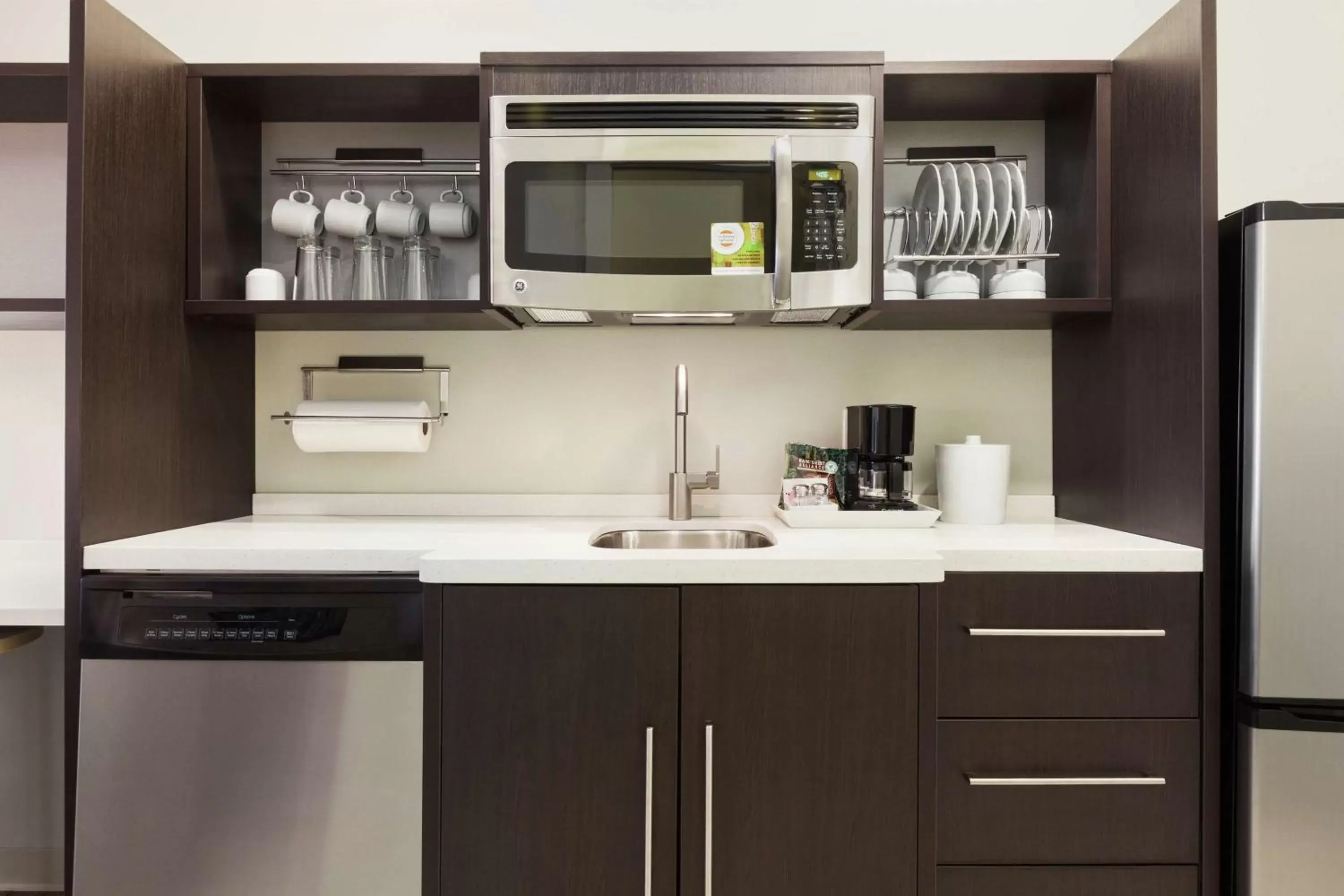 Kitchen or kitchenette, Kitchen/Kitchenette in Home2 Suites by Hilton Amarillo West Medical Center
