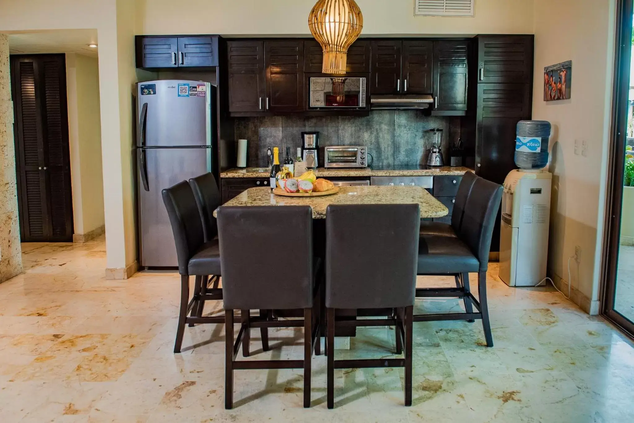 Dining Area in El Taj Oceanfront and Beachside Condo Hotel