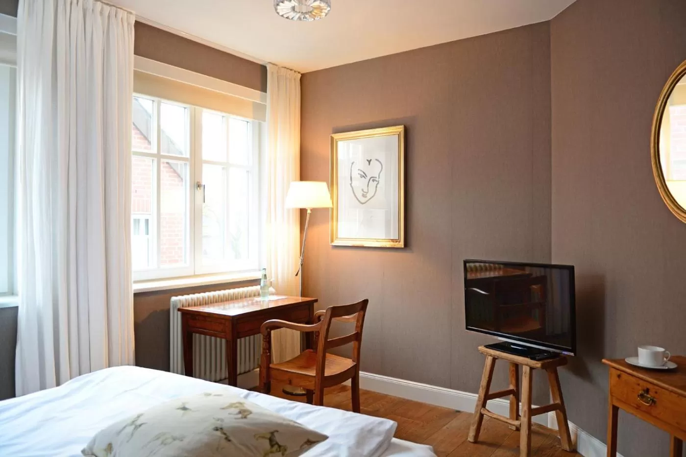 Photo of the whole room, Bed in Hotel No. 11