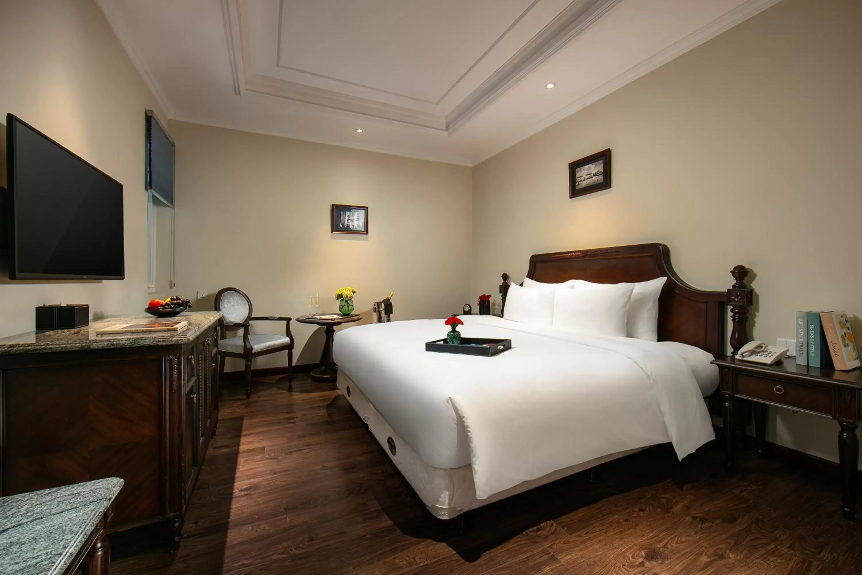 Bed in La Mejor Hotel & Sky Bar