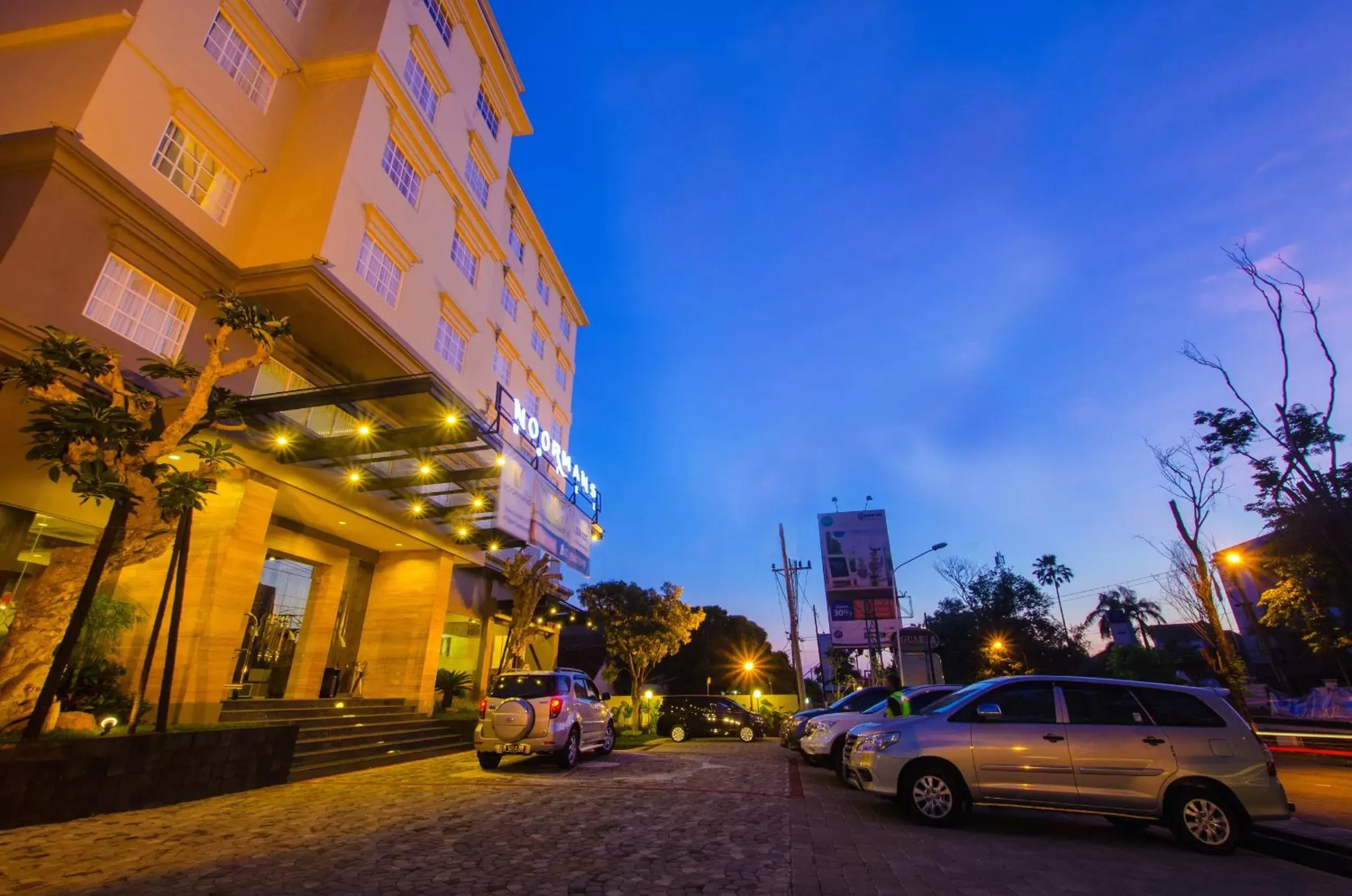 Facade/entrance, Neighborhood in Noormans Hotel Semarang