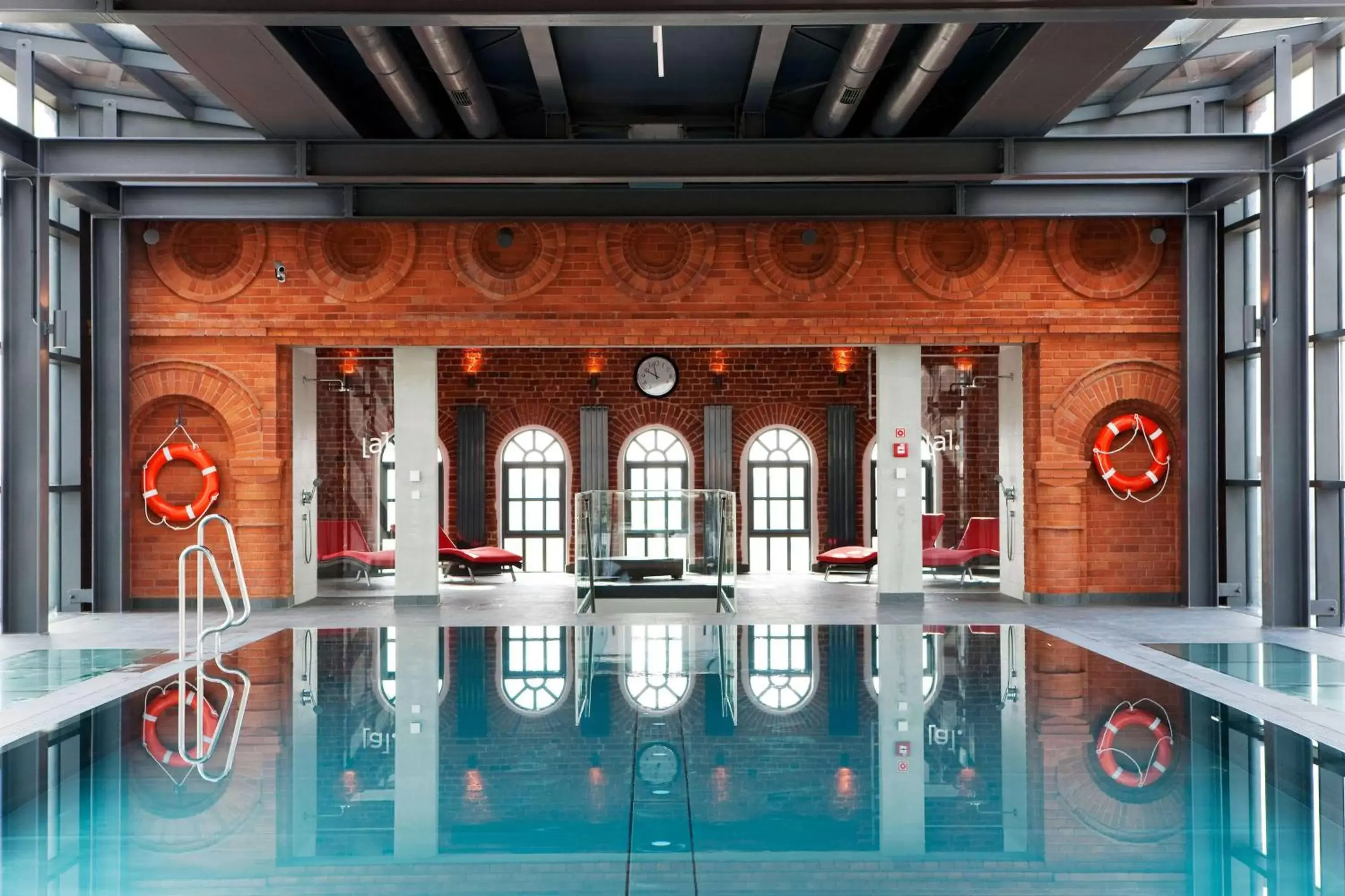 Pool view, Swimming Pool in Vienna House by Wyndham Andel's Lodz