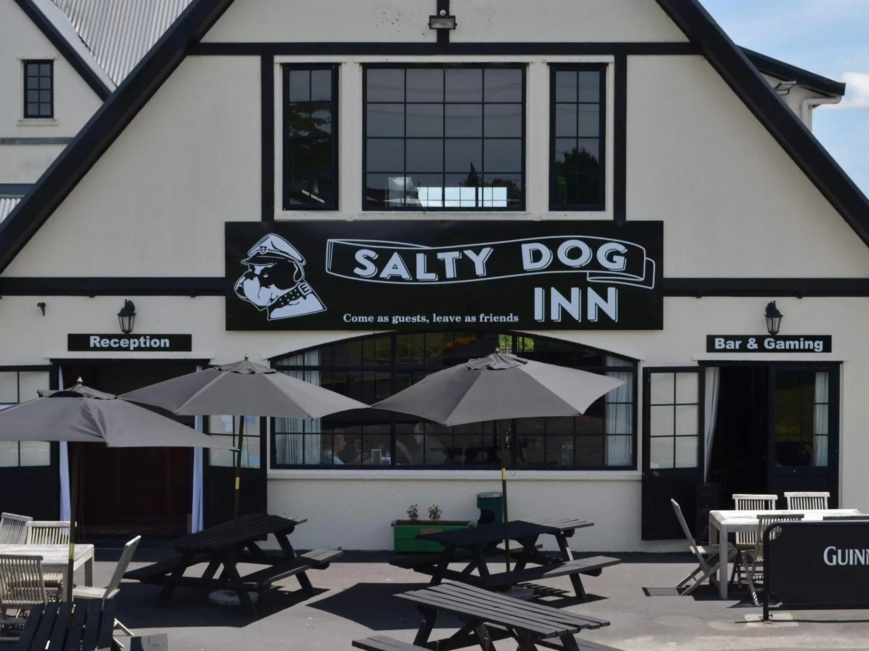 Meals, Property Building in Salty Dog Inn