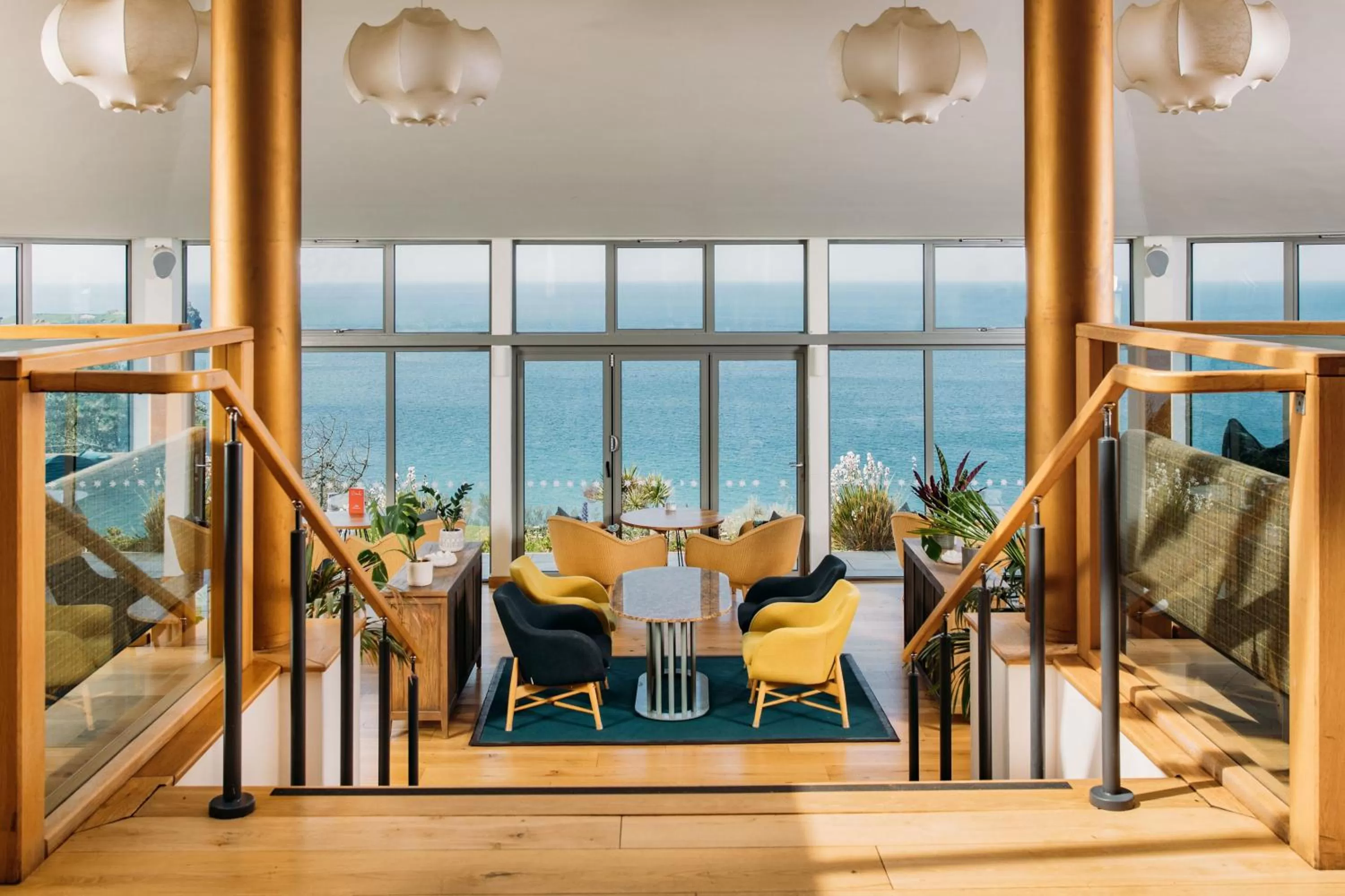 Lounge or bar in Polurrian on the Lizard