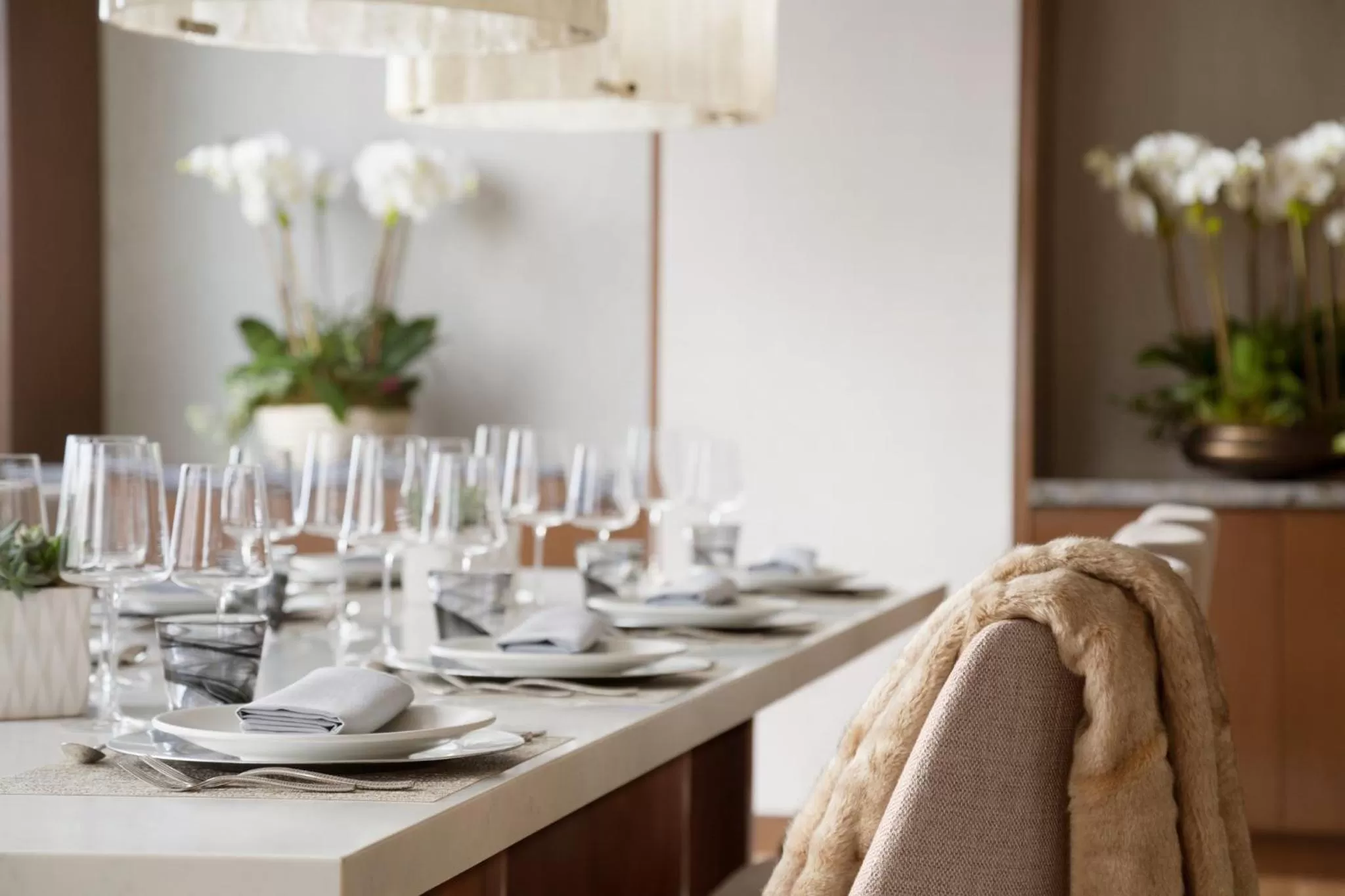 Bedroom in InterContinental Houston by IHG