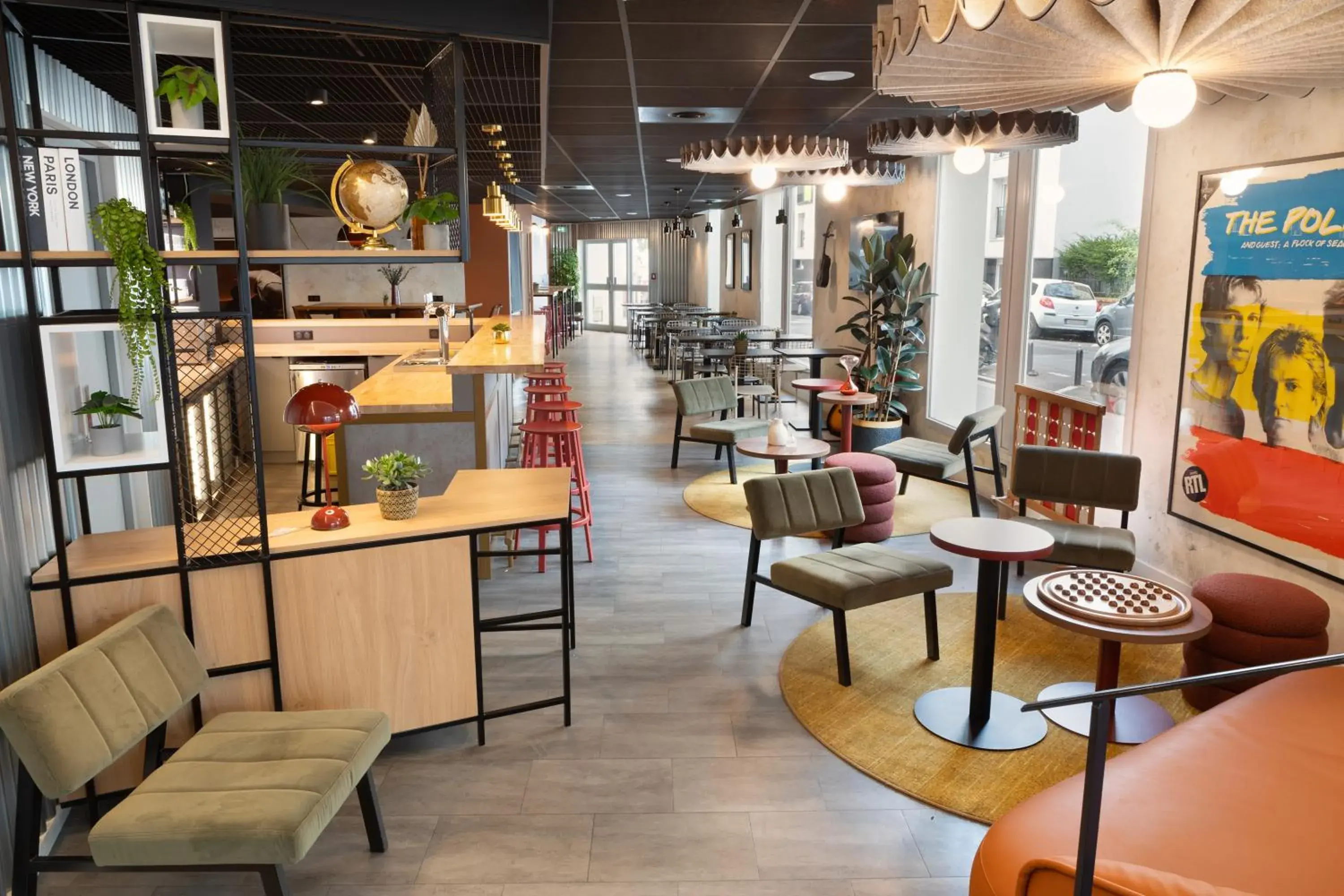 Lobby or reception in ibis Paris Nation Davout Lobby or reception in ibis Paris Nation Davout
