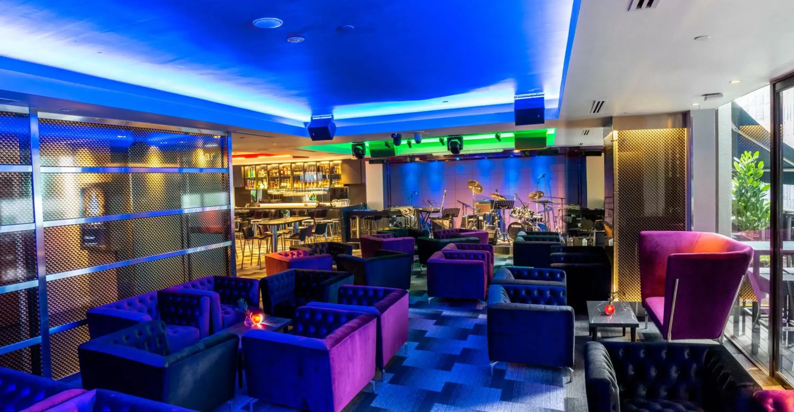 Lounge or bar, Restaurant/Places to Eat in M Hotel Singapore City Centre